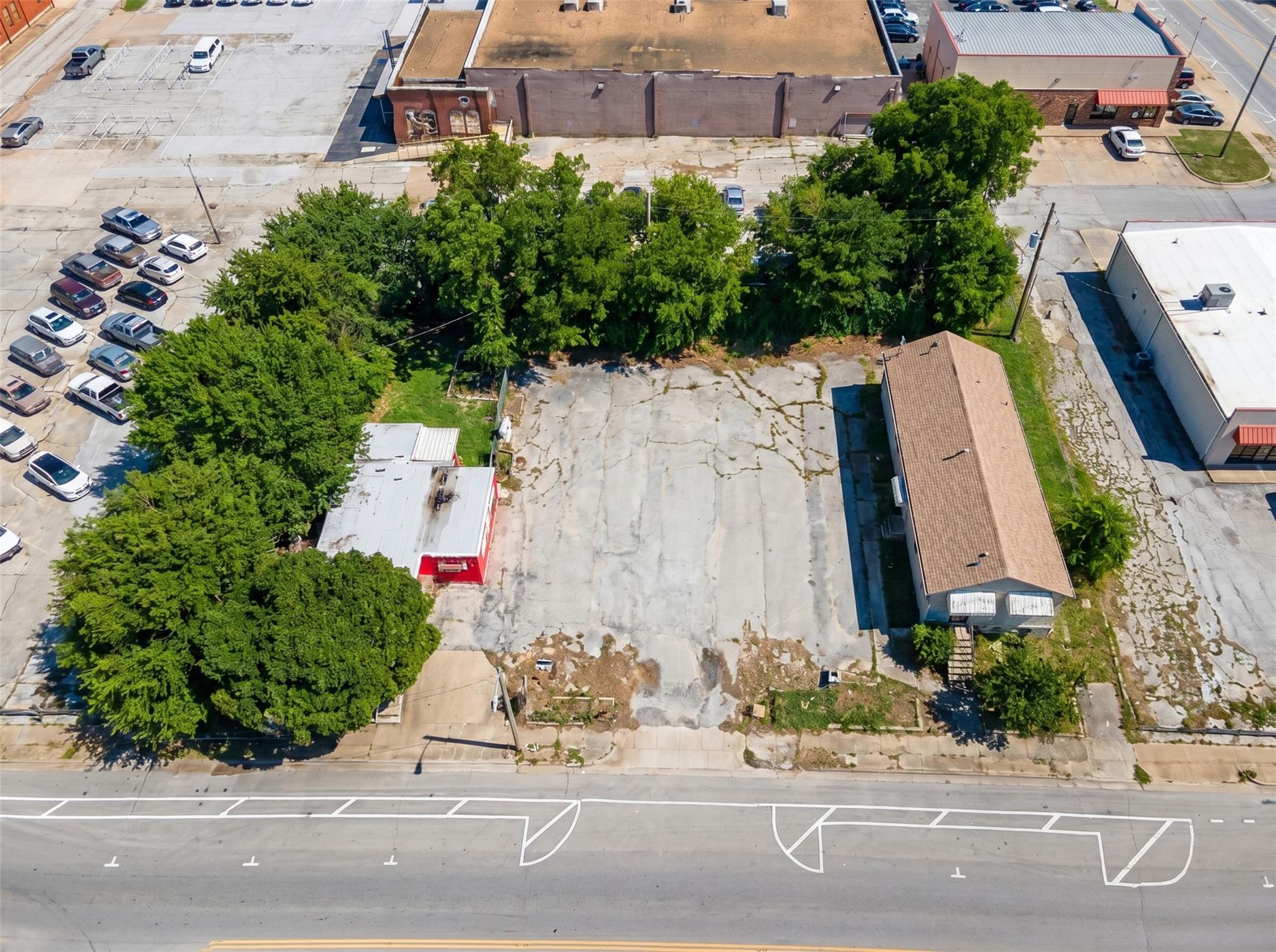 main property photo 7