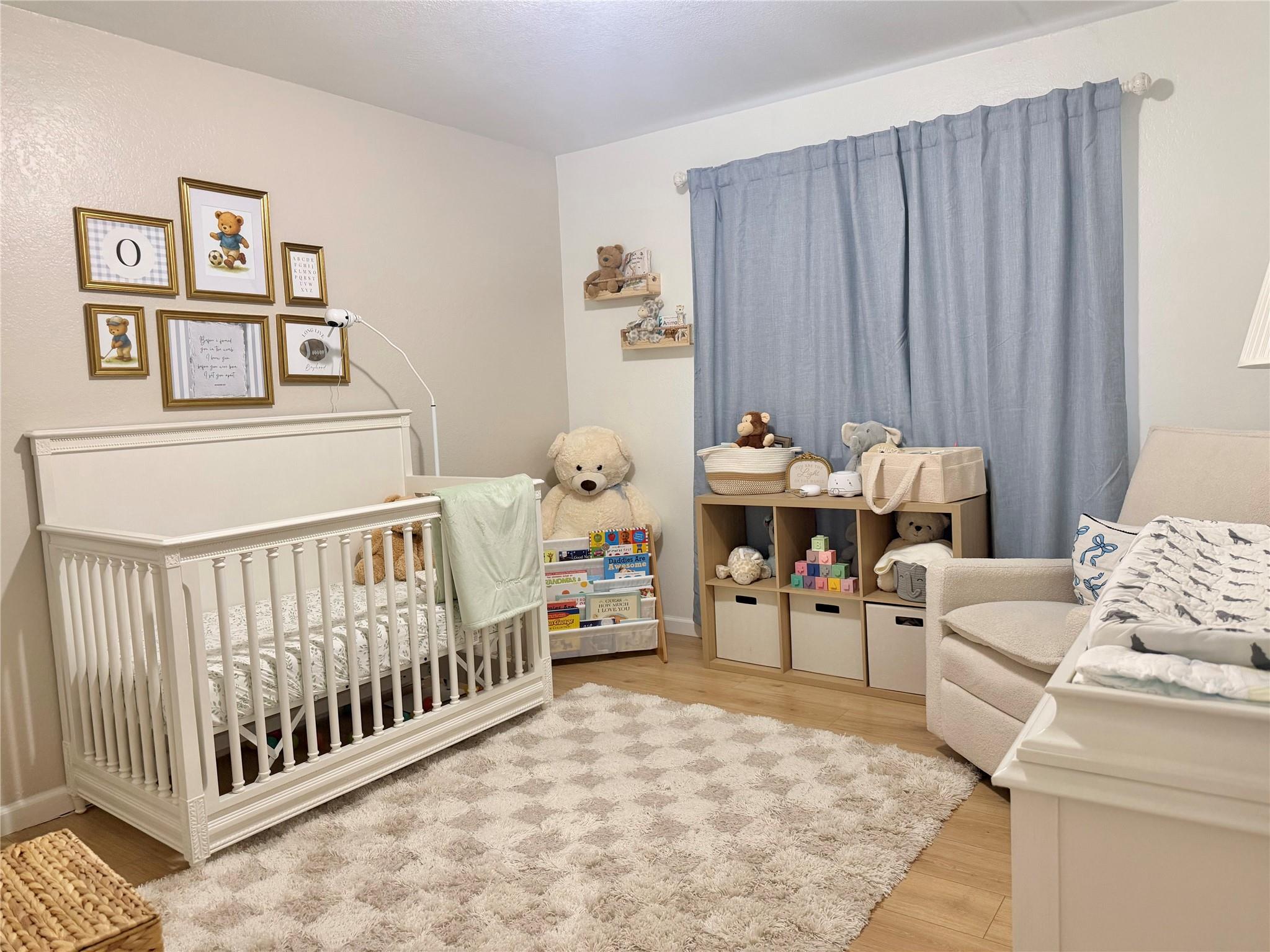main property photo 9