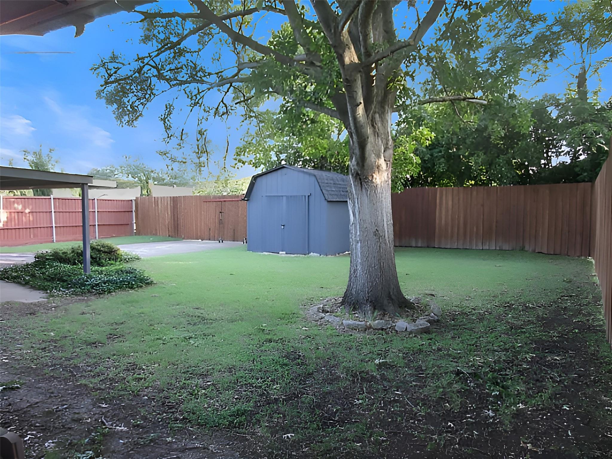 main property photo 26