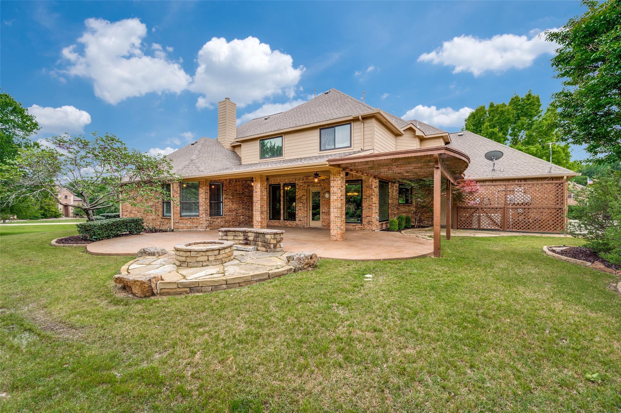 main property photo 30