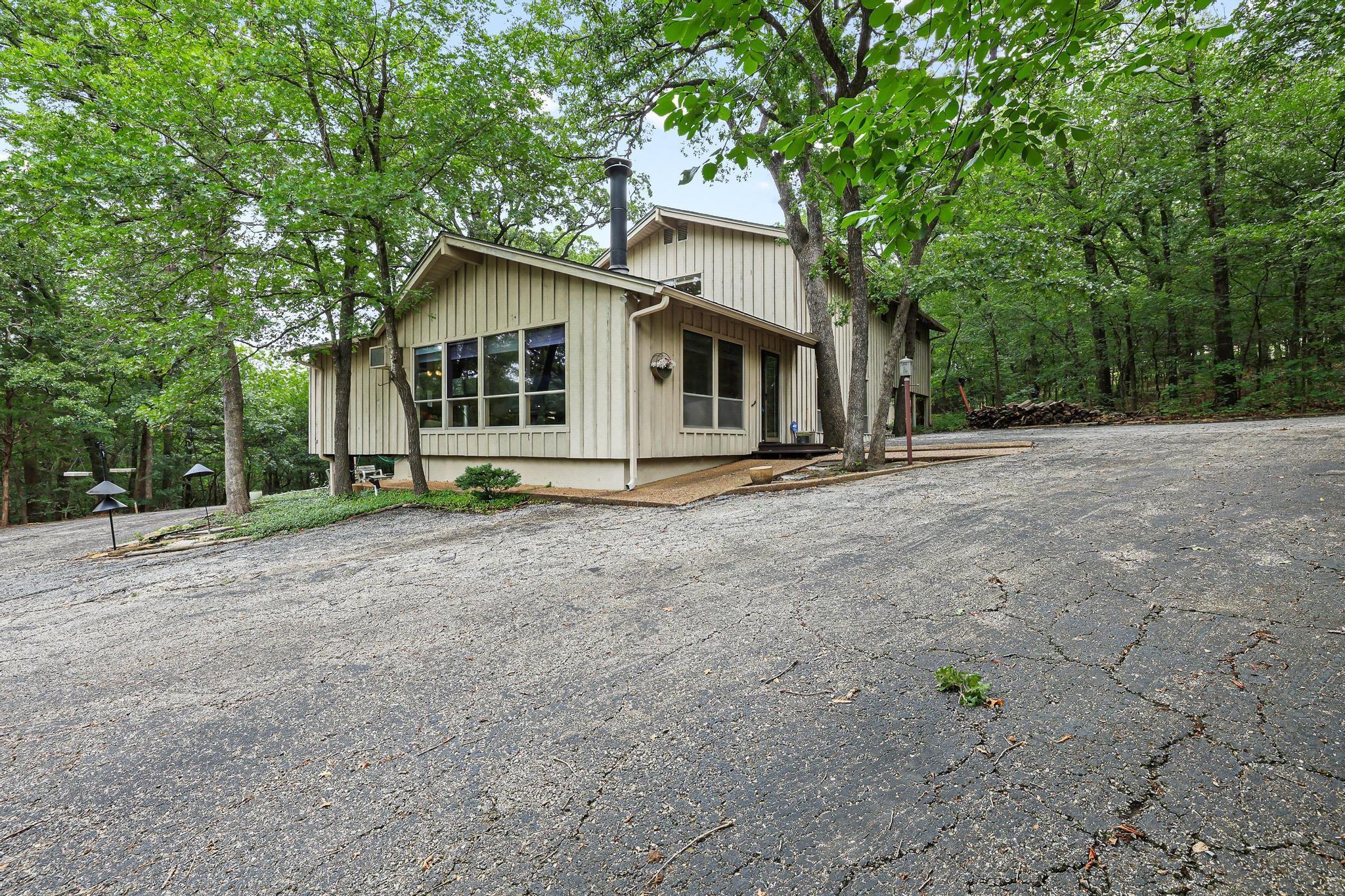 main property photo 29