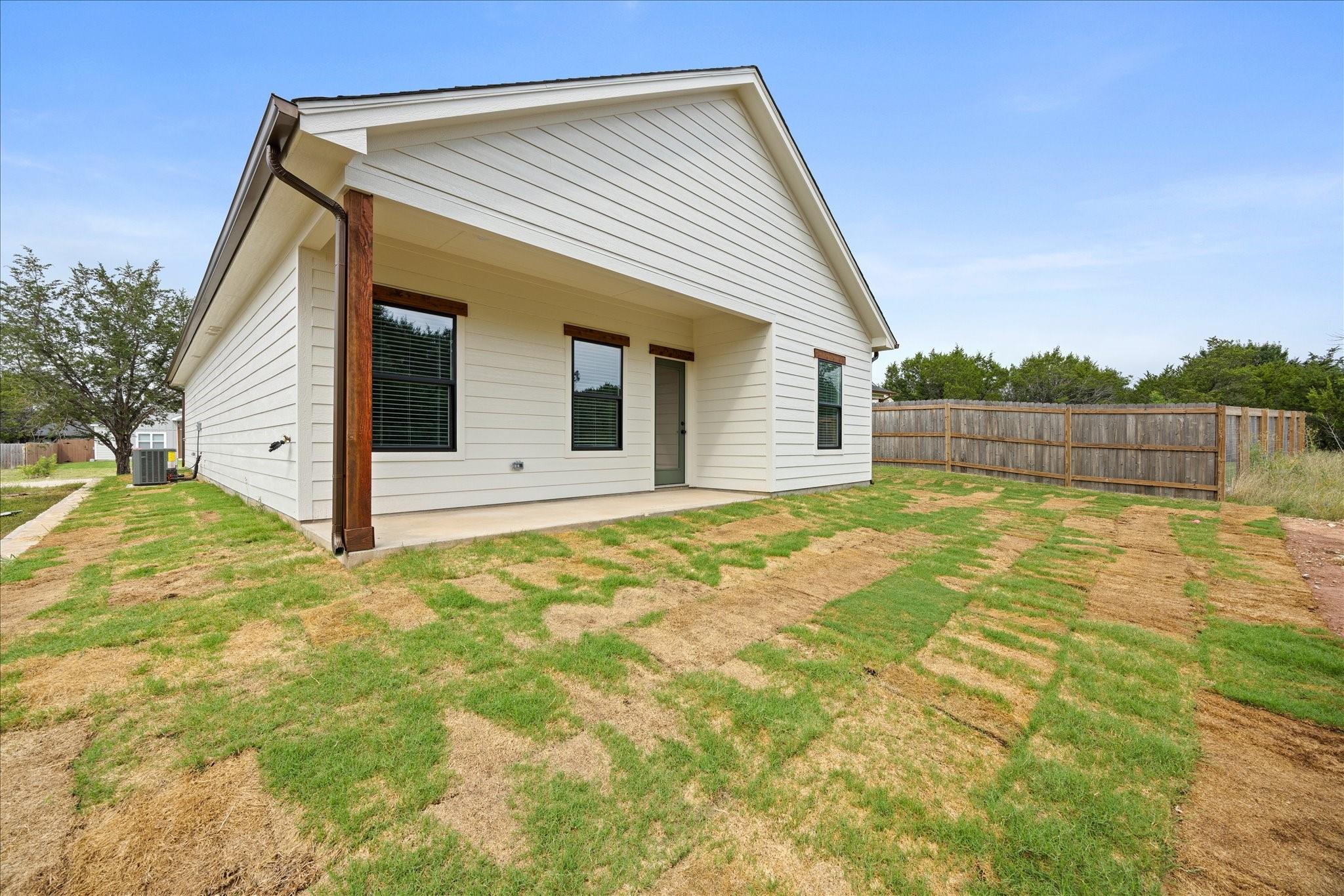 main property photo 31