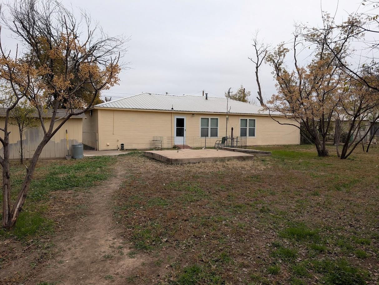 main property photo 15