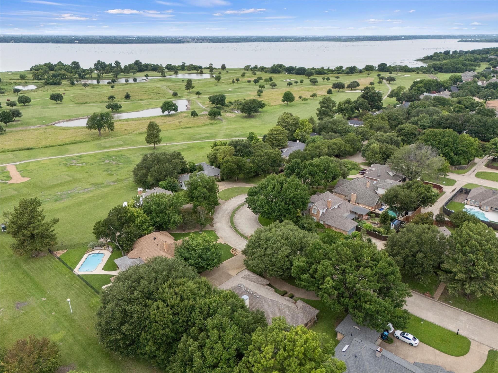 main property photo 34