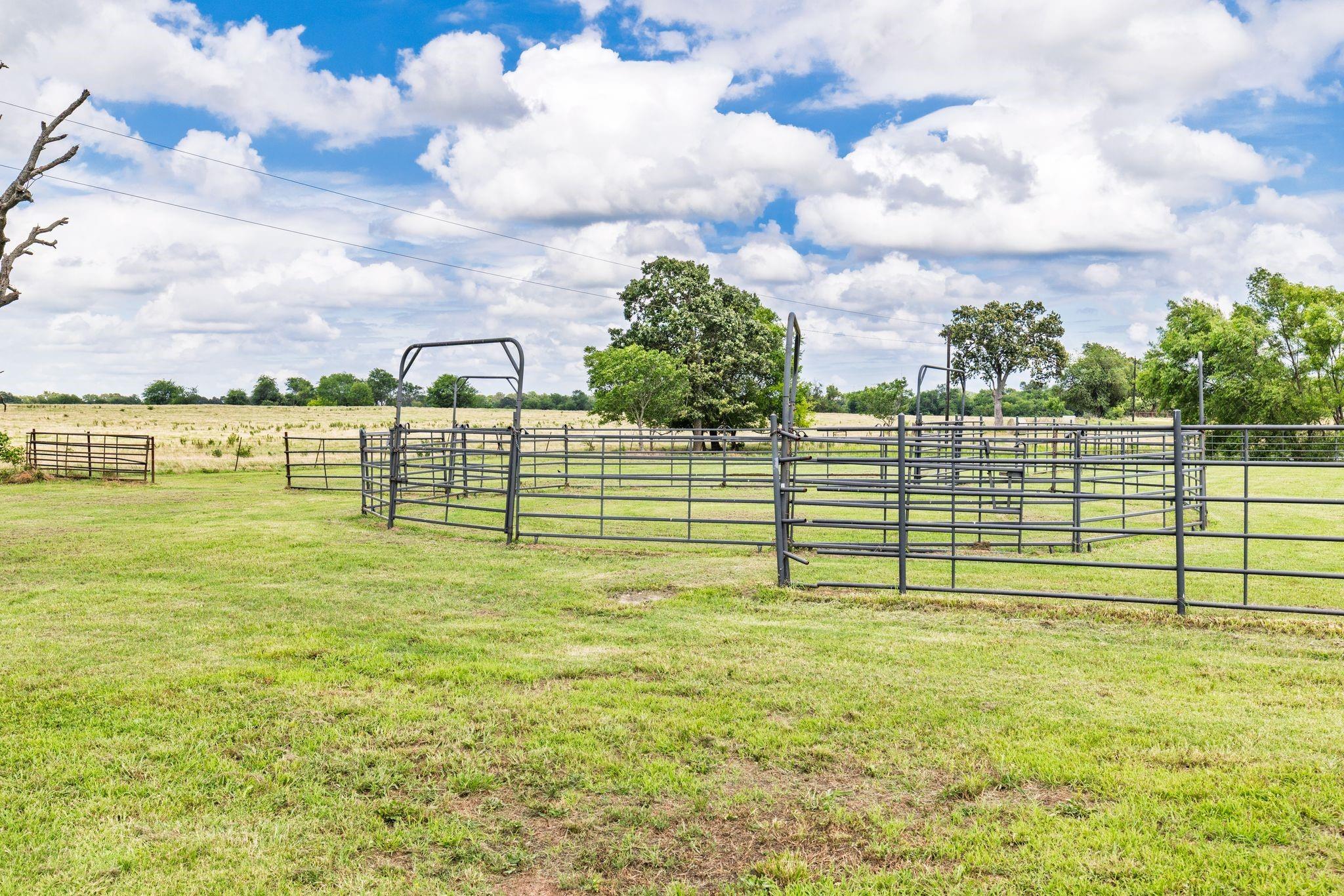 main property photo 38