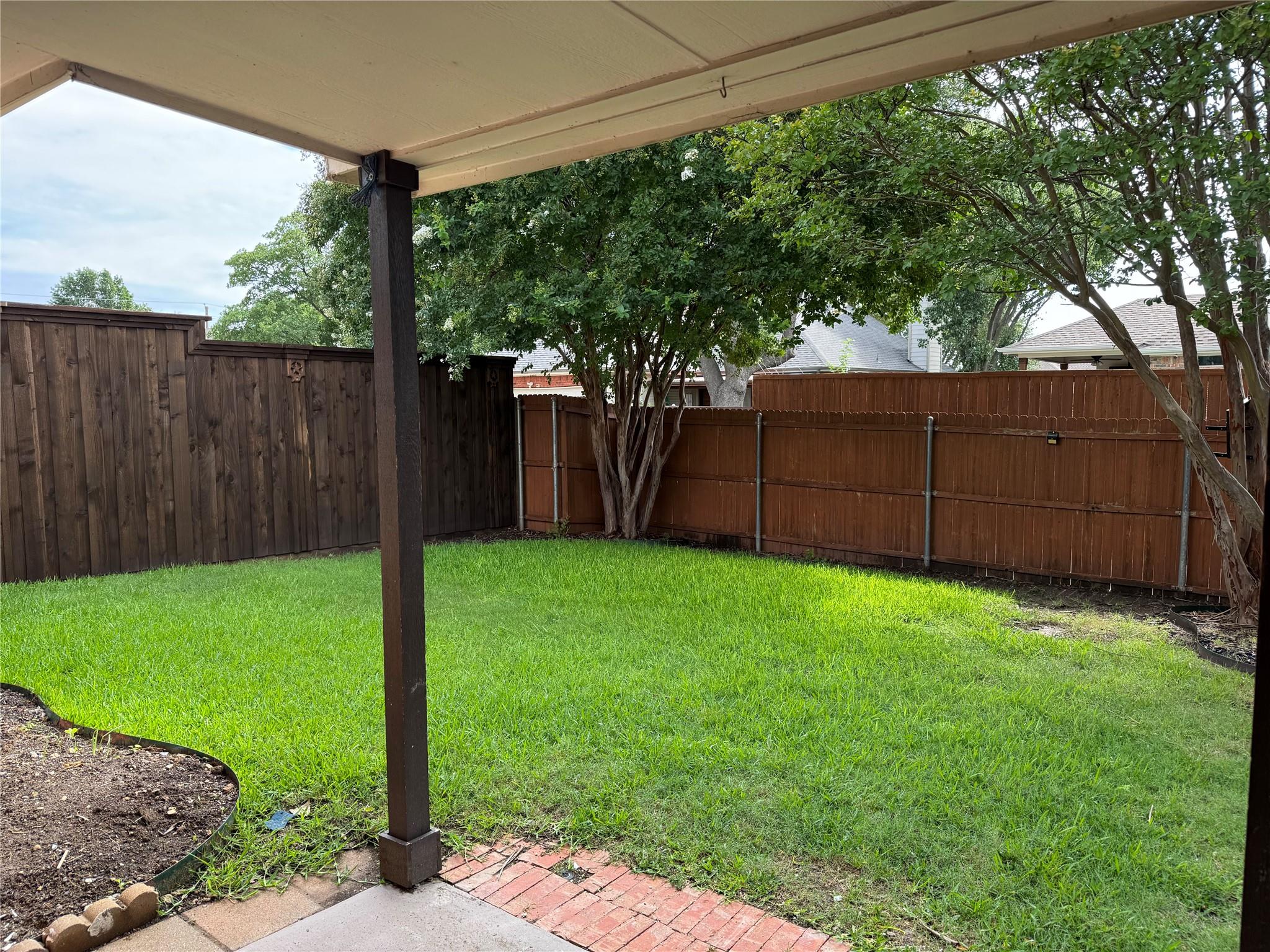 main property photo 6