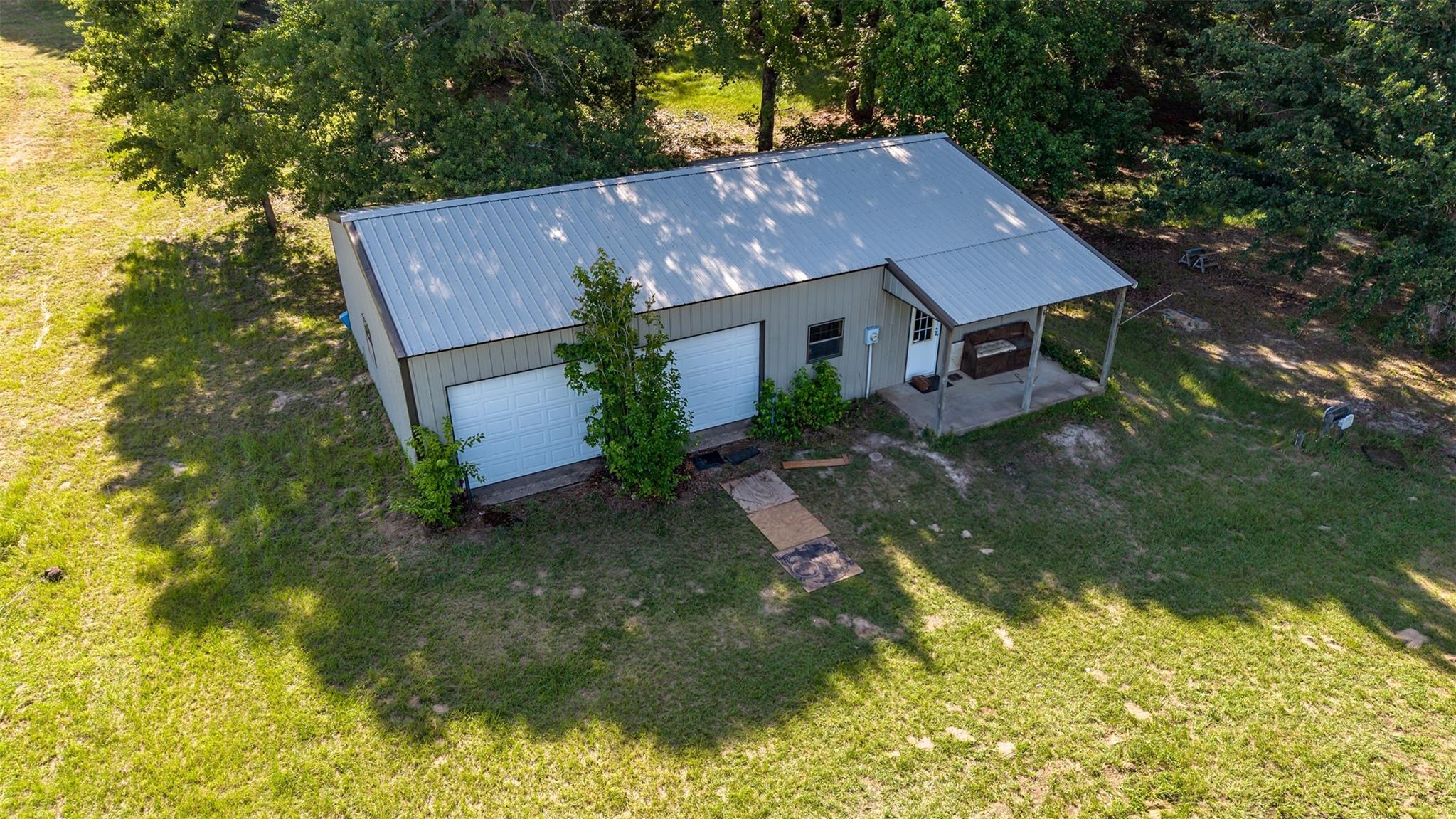 main property photo 37