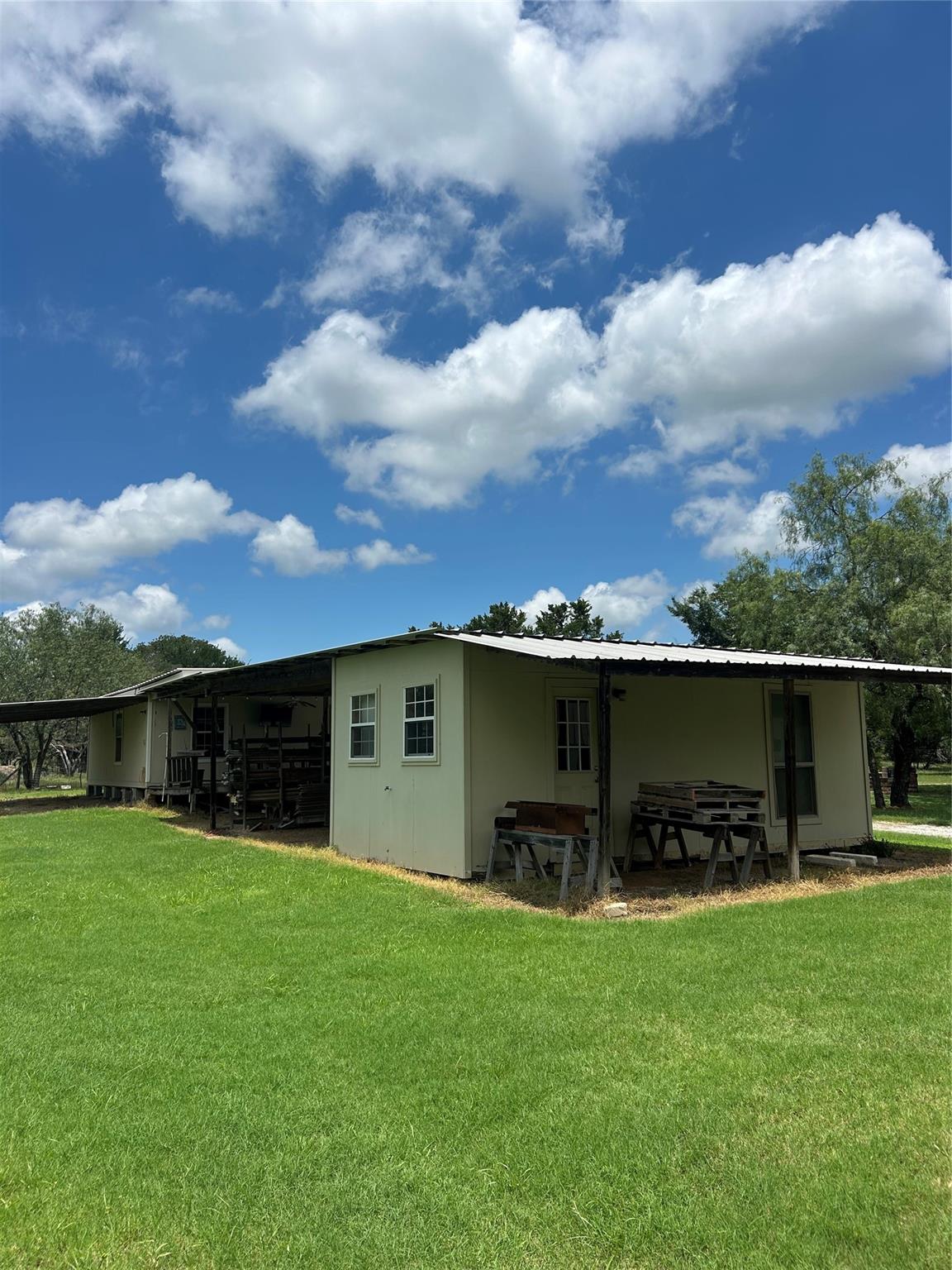 main property photo 18