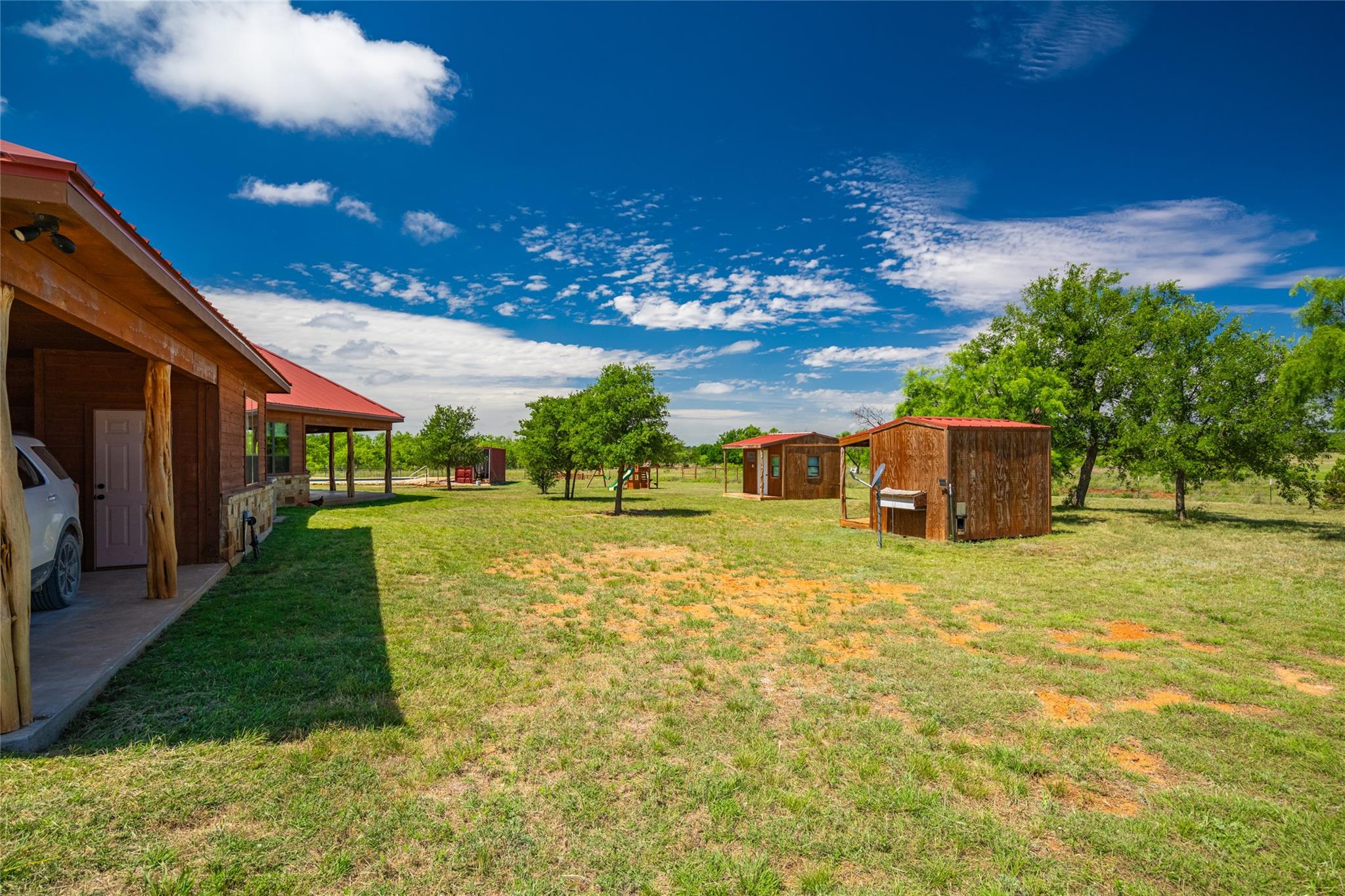 main property photo 10
