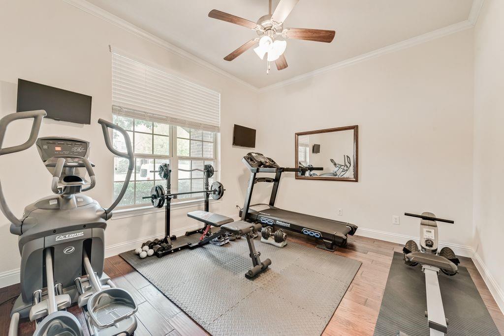 main property photo 17