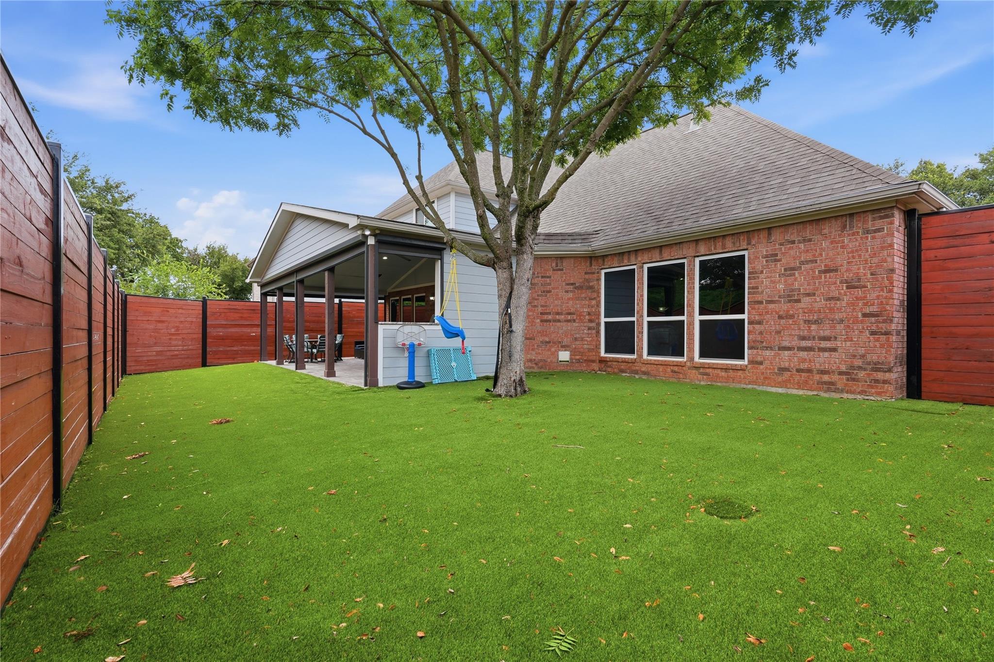 main property photo 26