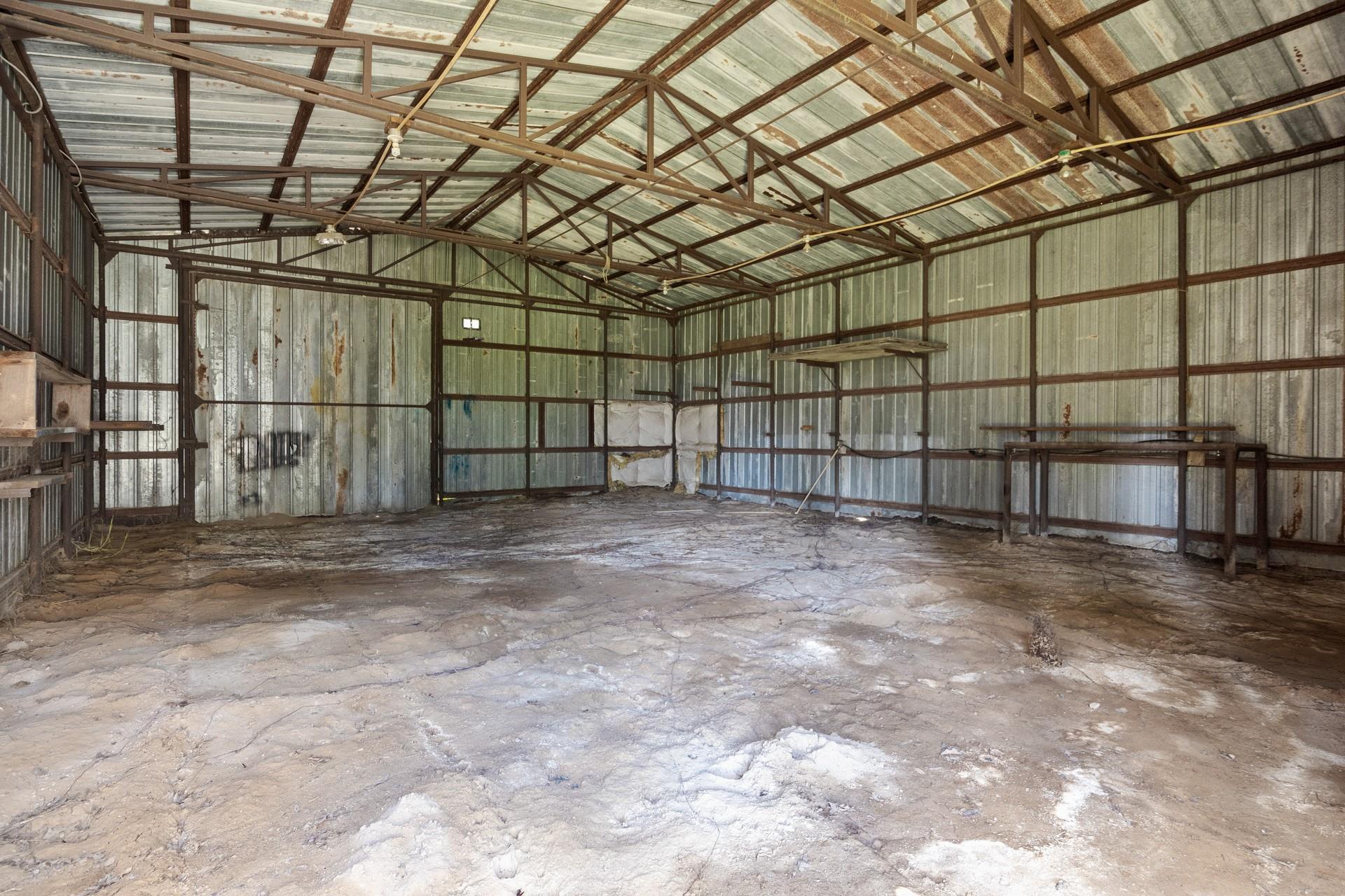 main property photo 39