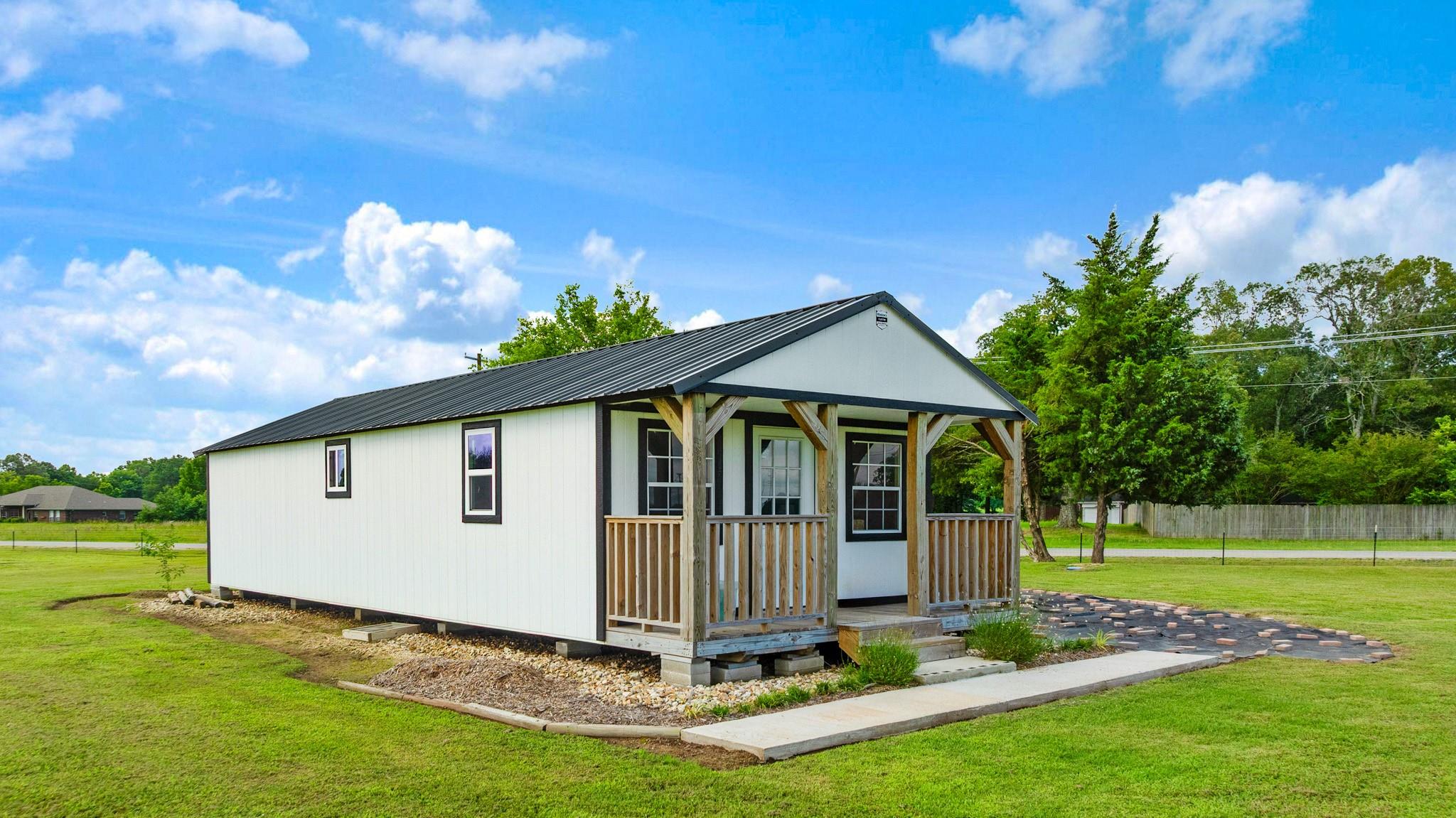 main property photo 34