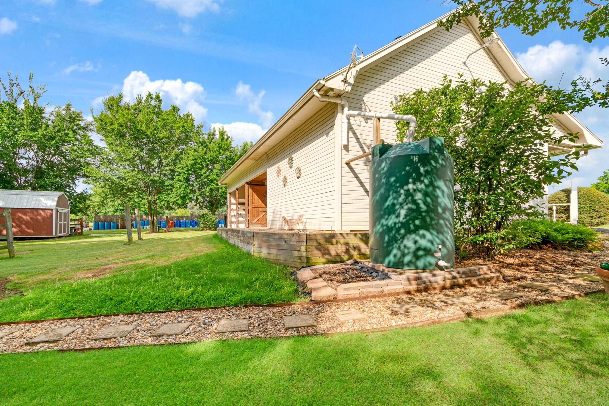 main property photo 35