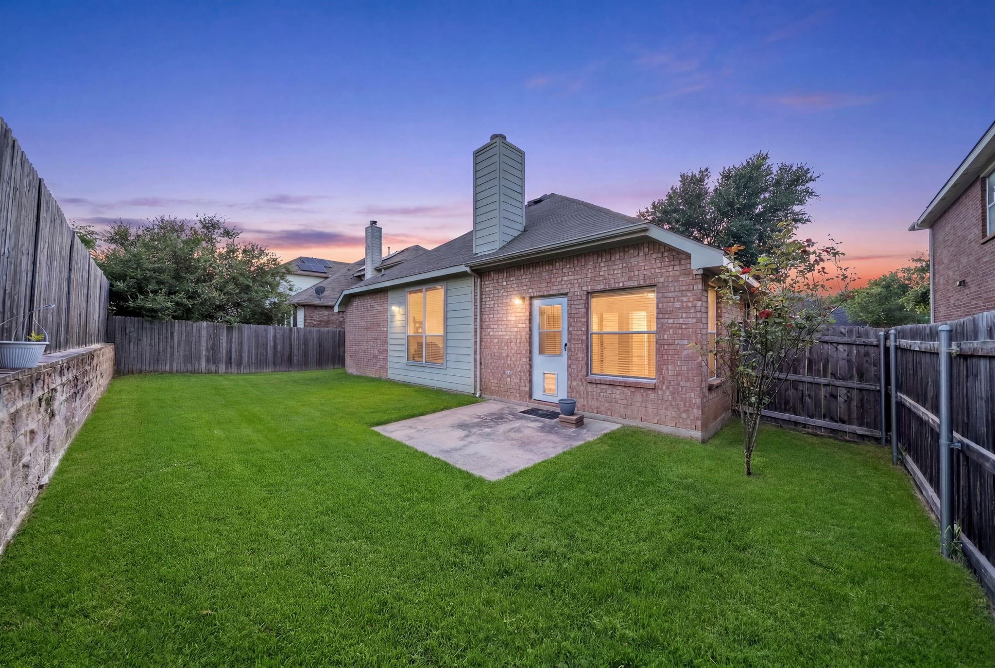 main property photo 28