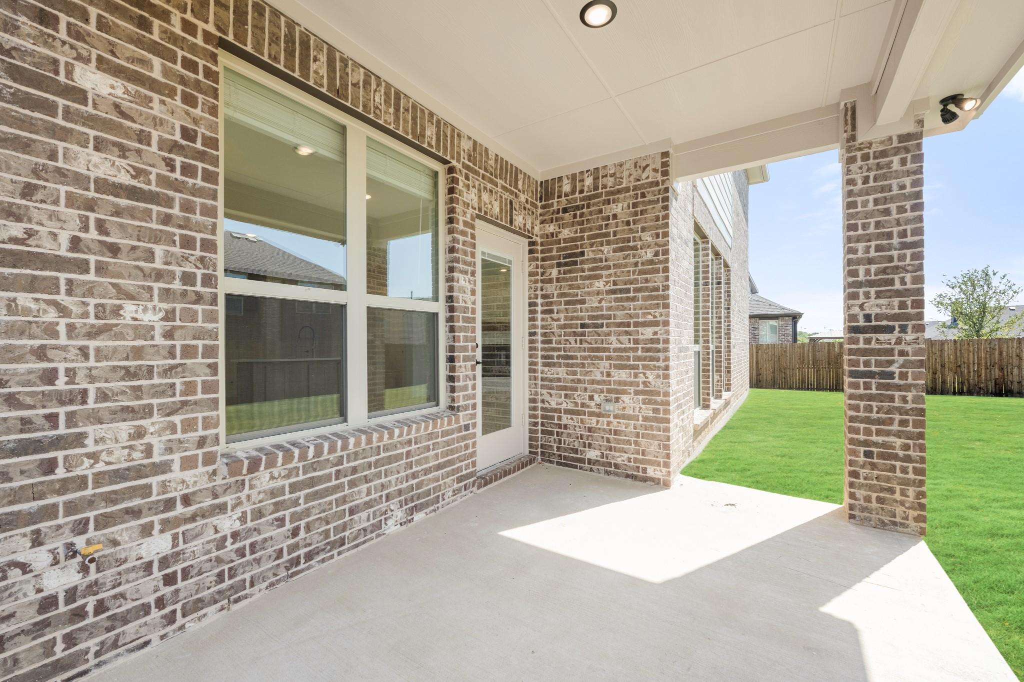 main property photo 36
