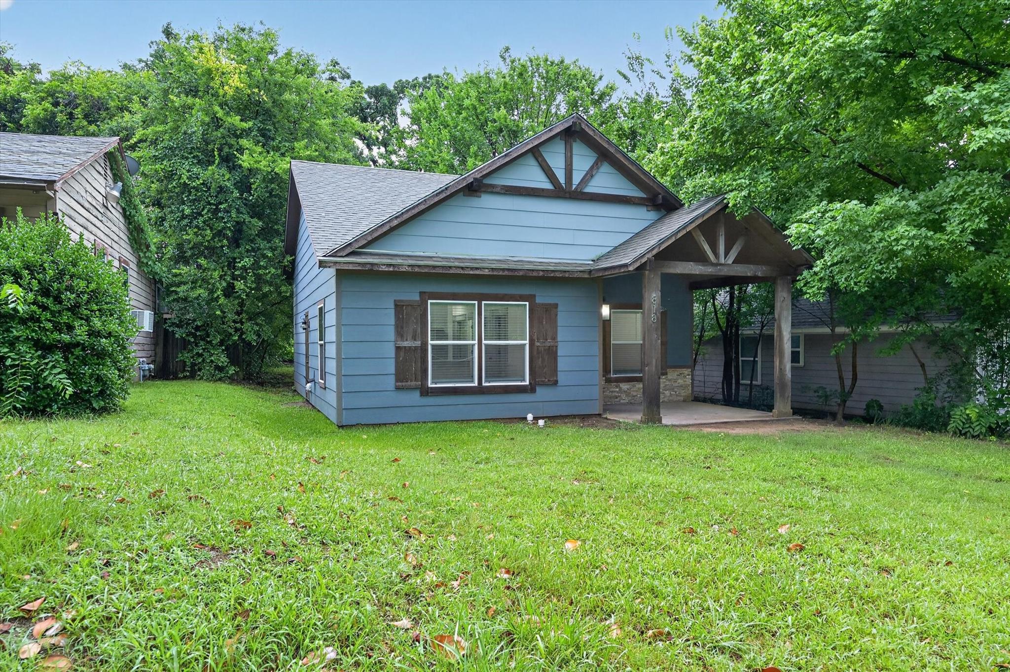 main property photo 21