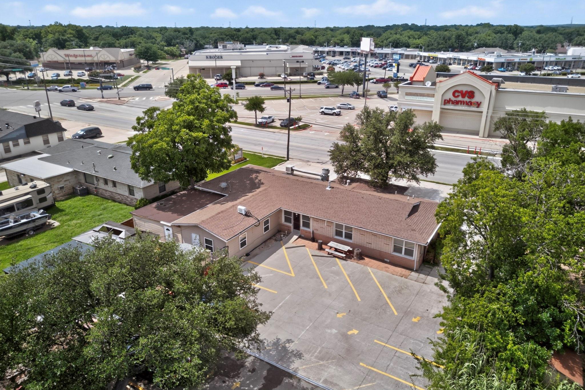 main property photo 35