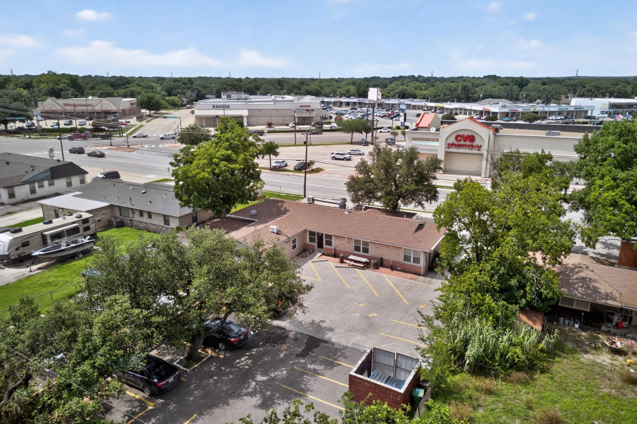 main property photo 37