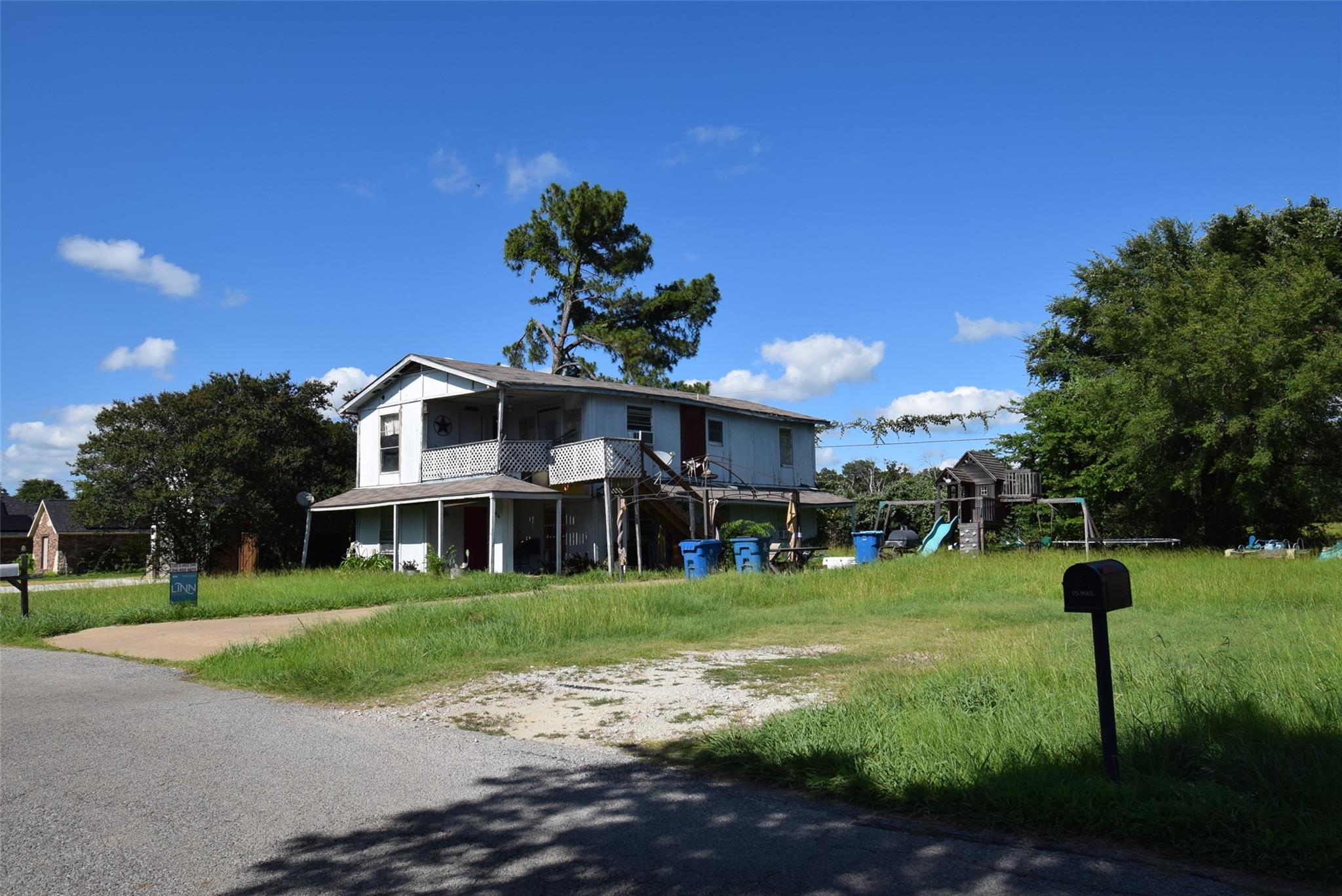 main property photo 1
