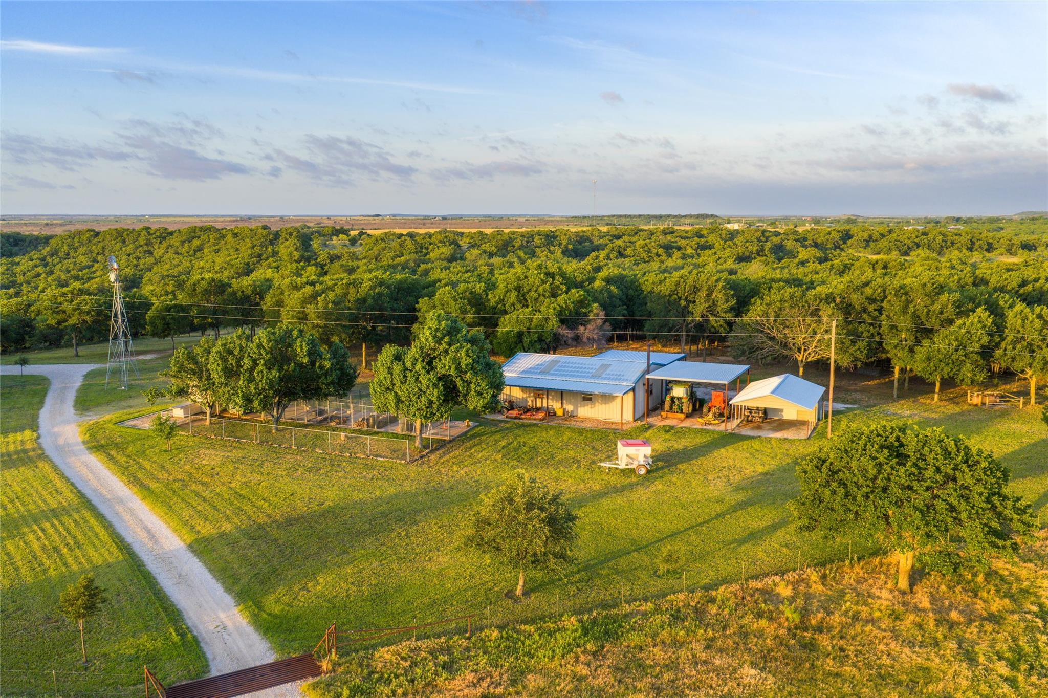 main property photo 23