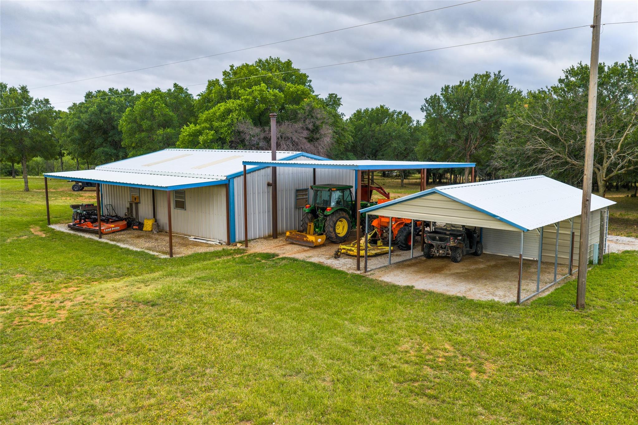 main property photo 24