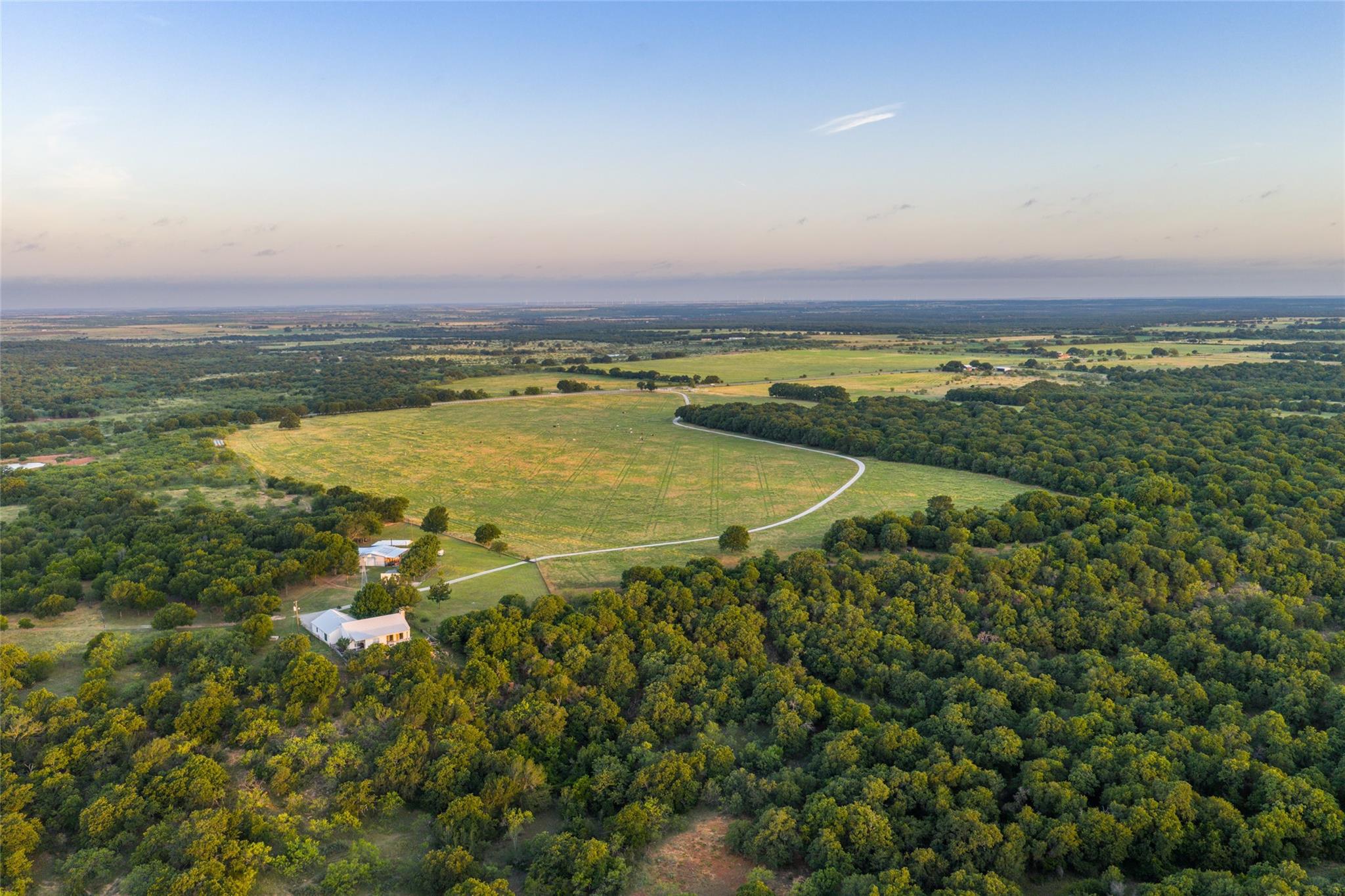 main property photo 28