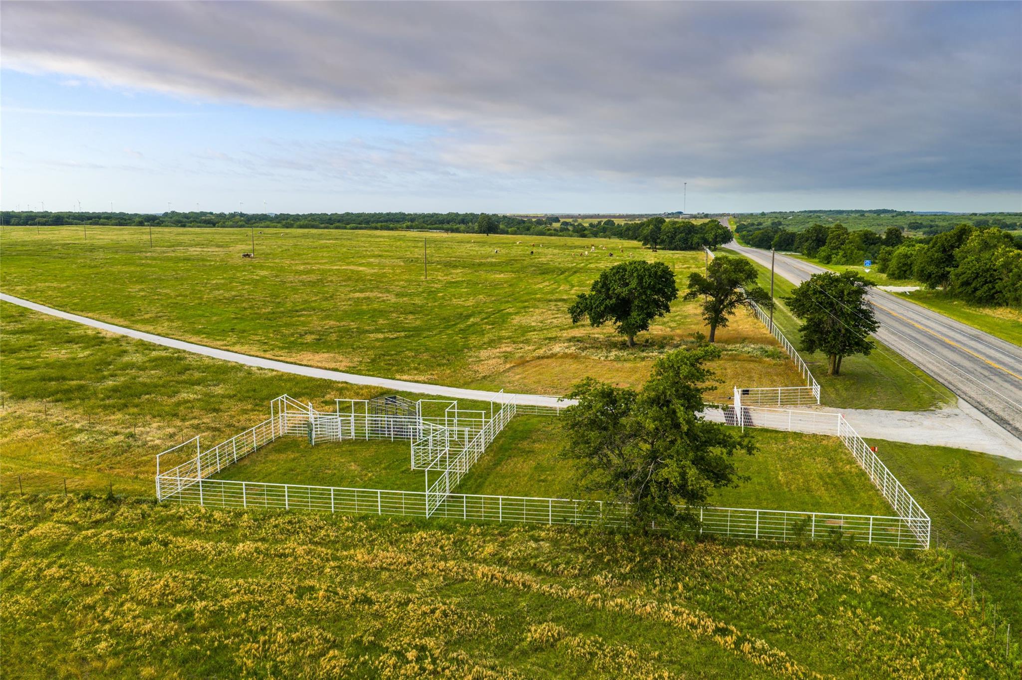 main property photo 32
