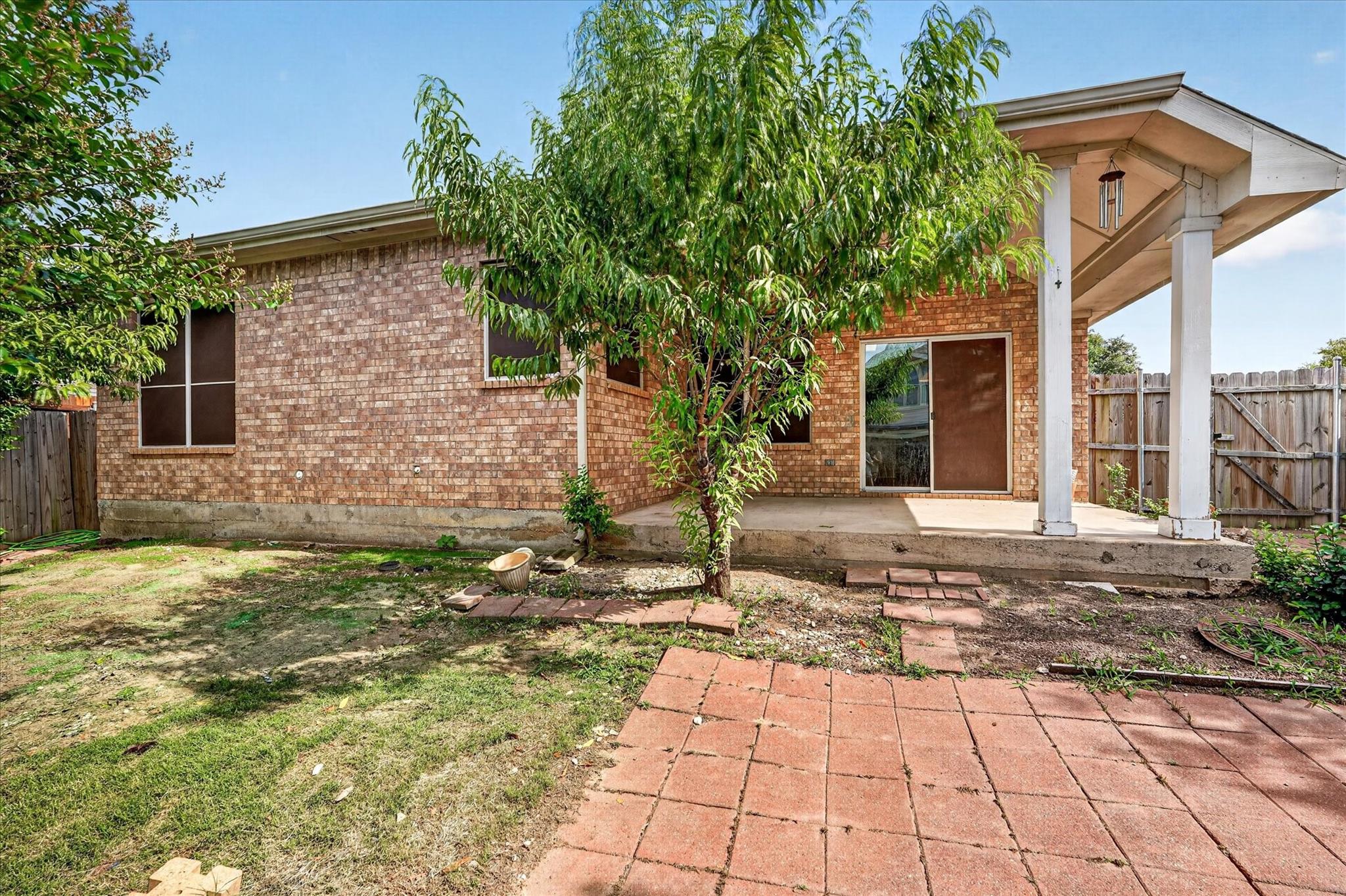 main property photo 27
