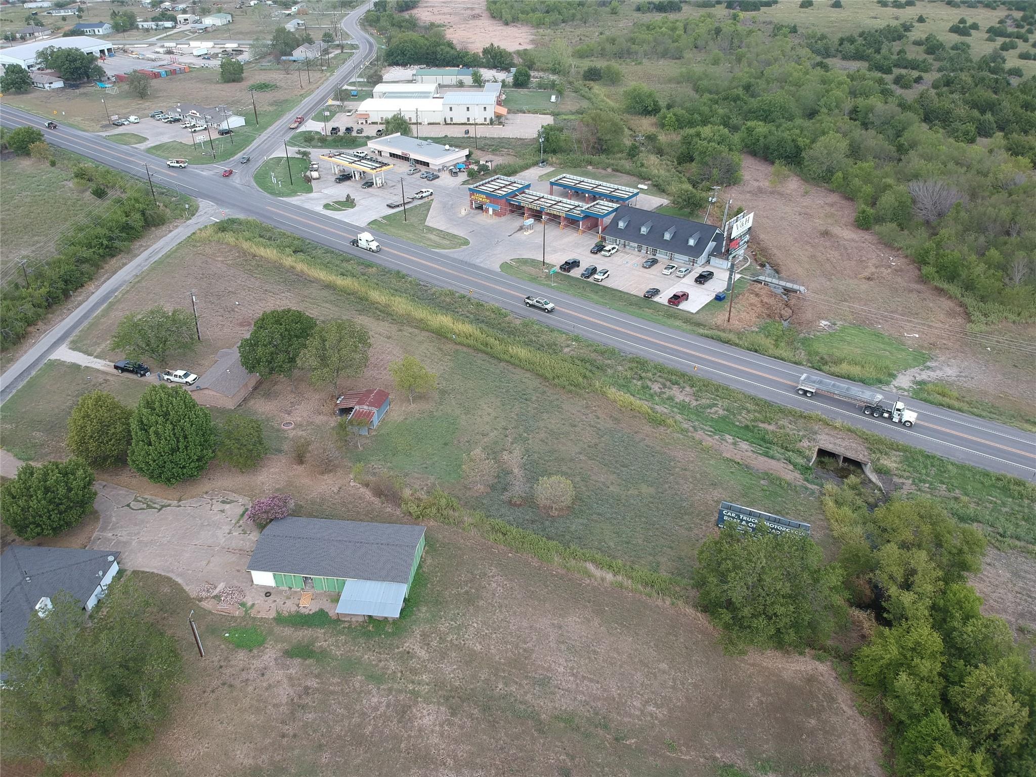 main property photo 3