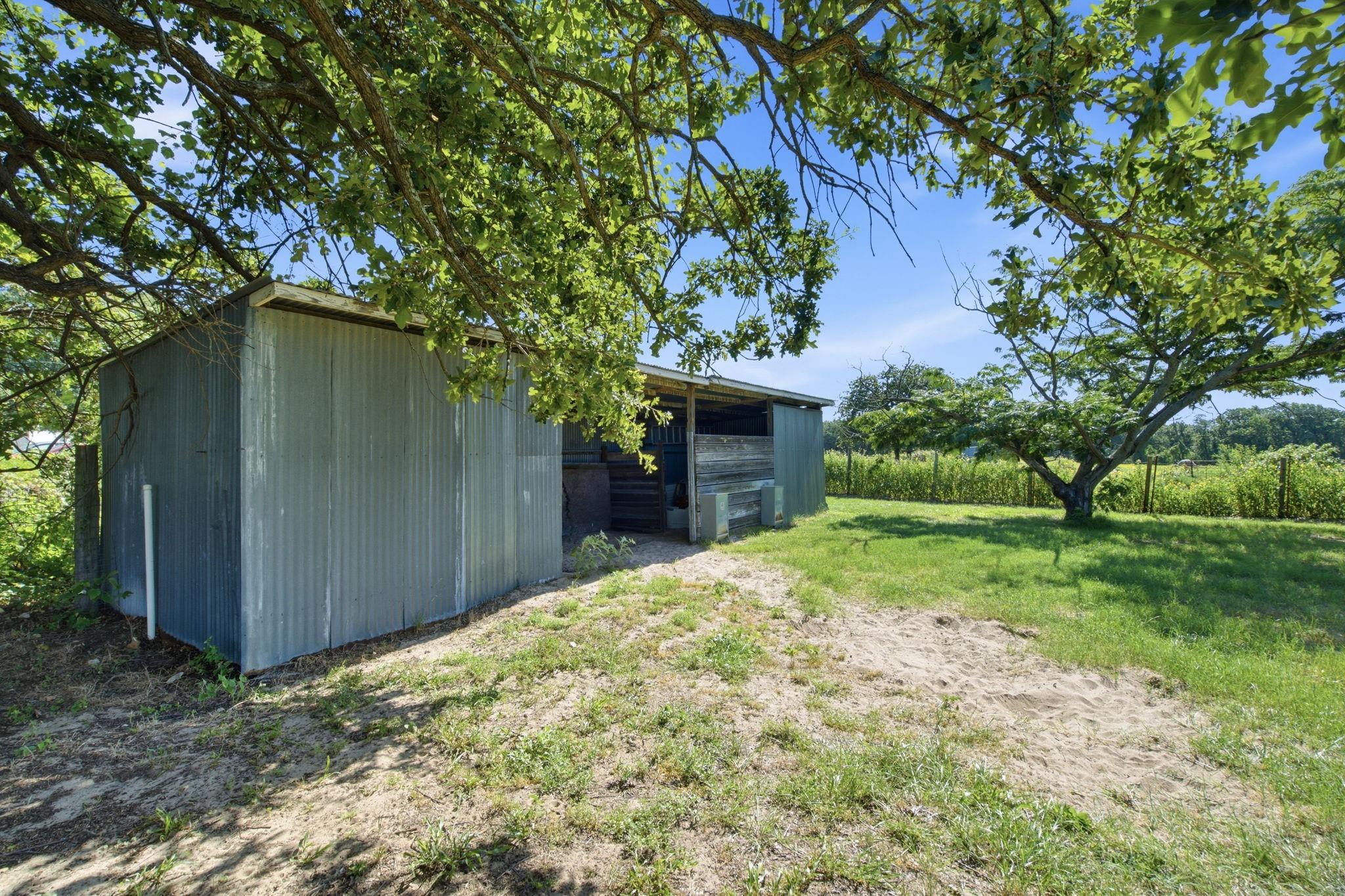 main property photo 21