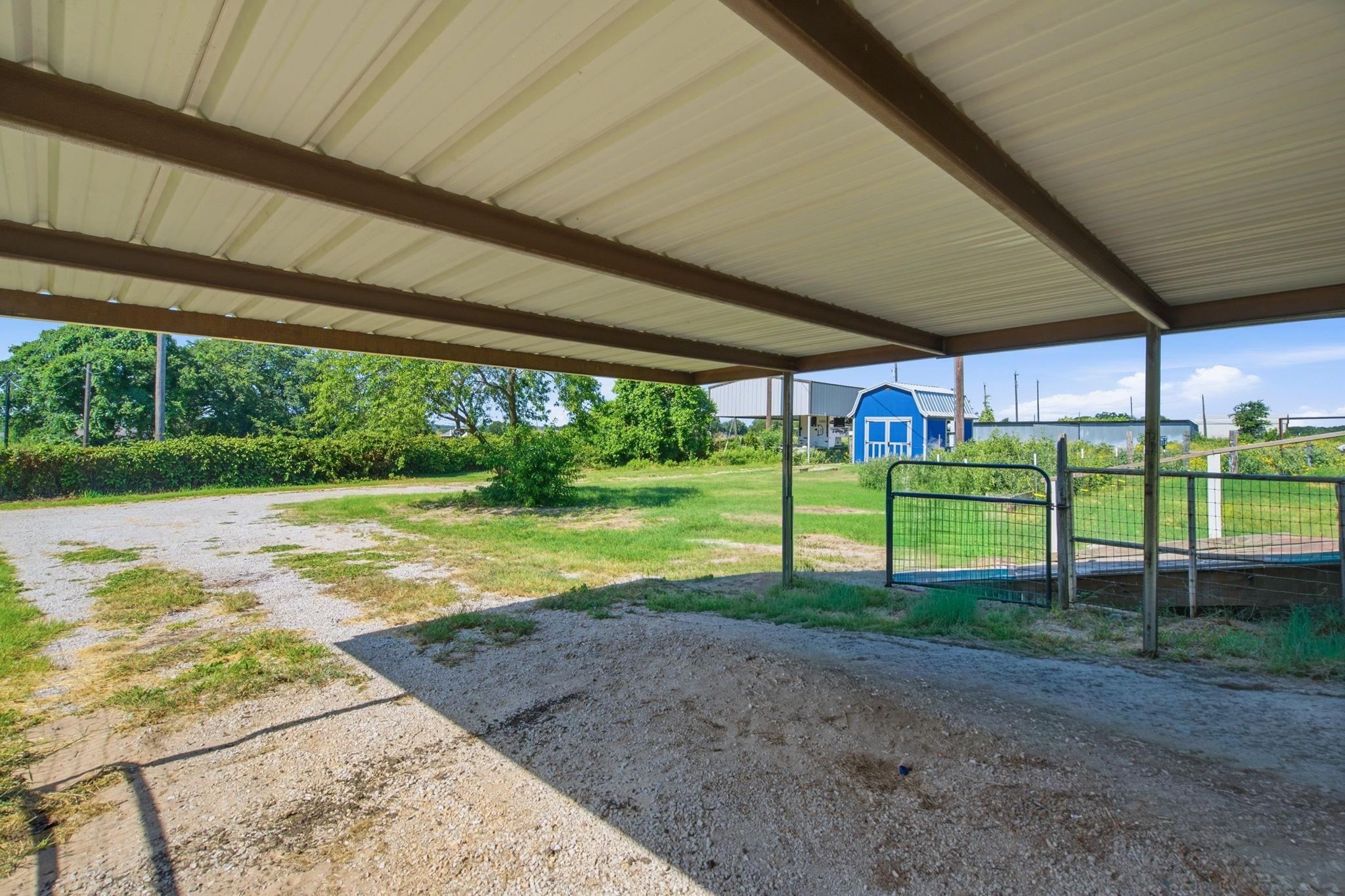 main property photo 23