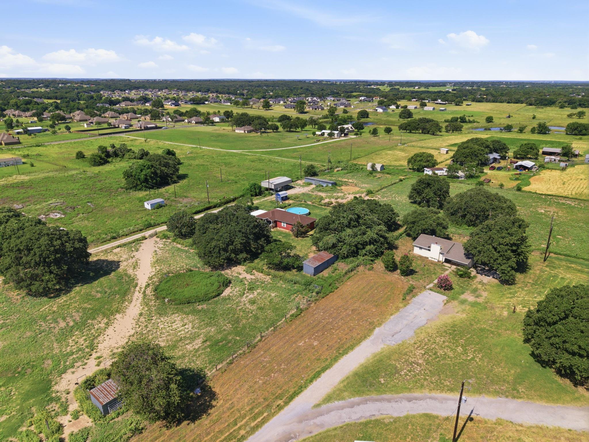 main property photo 31