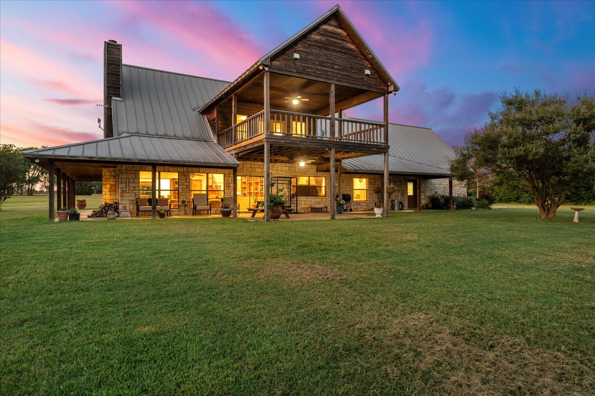 main property photo 5