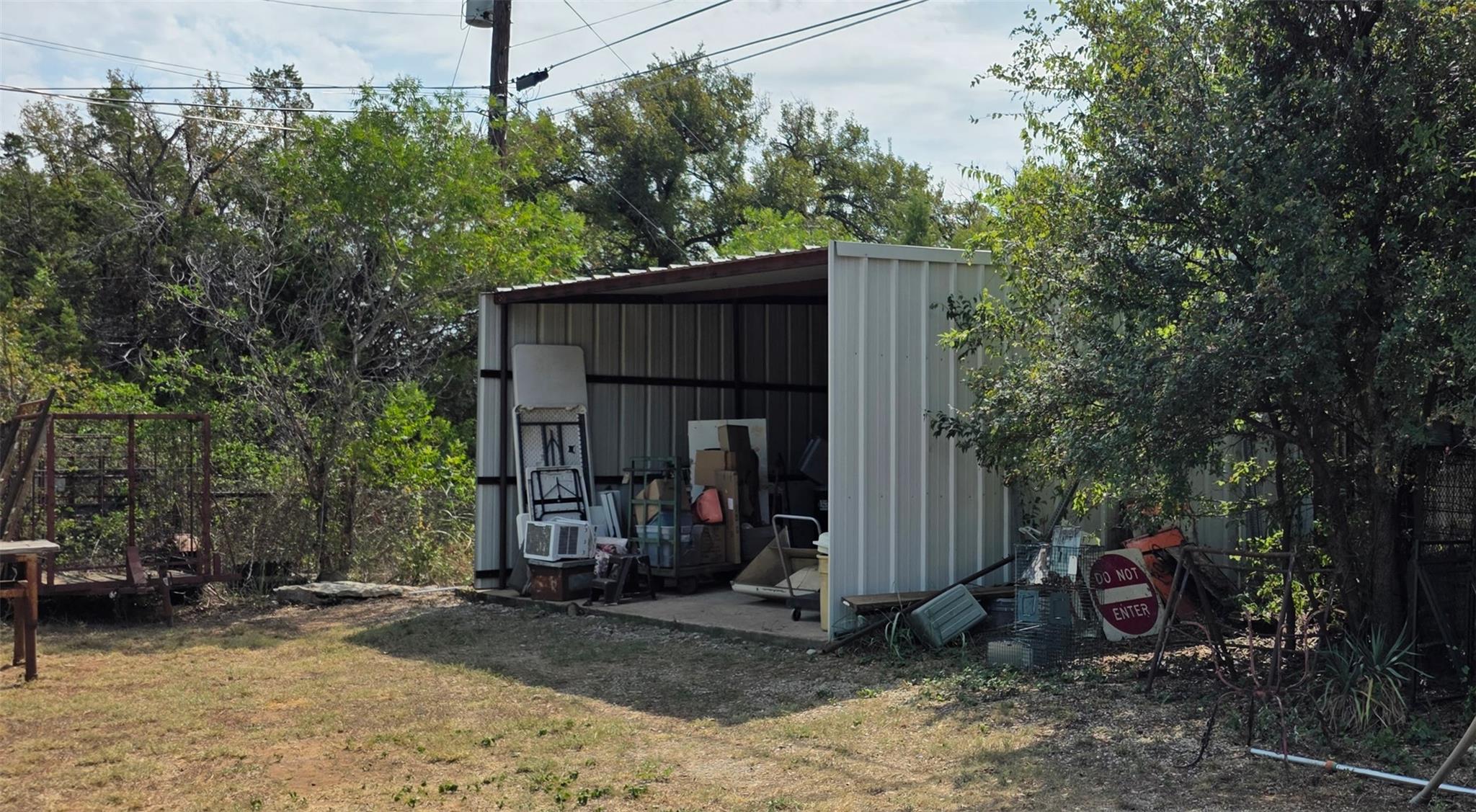 main property photo 27