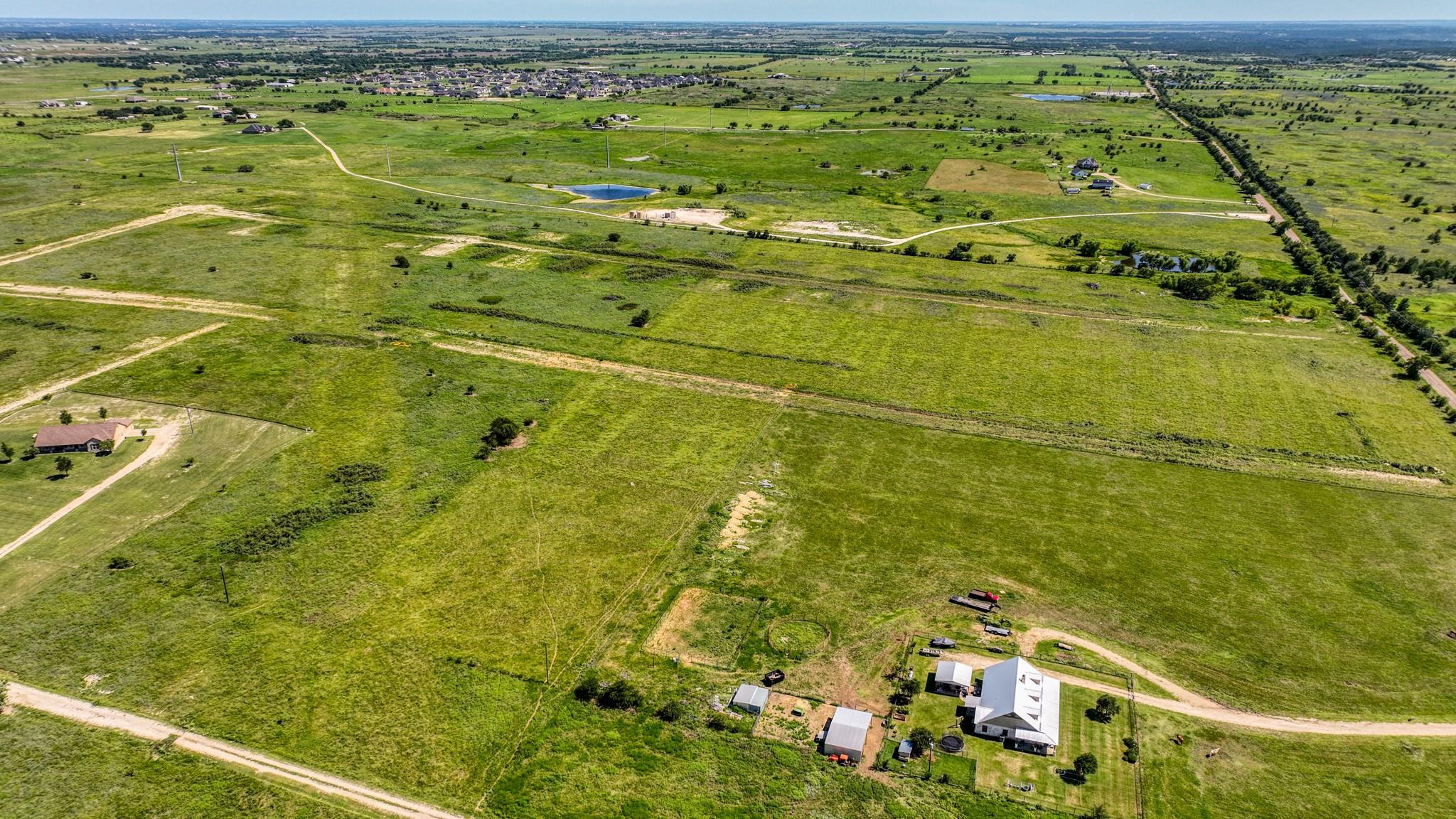 main property photo 10