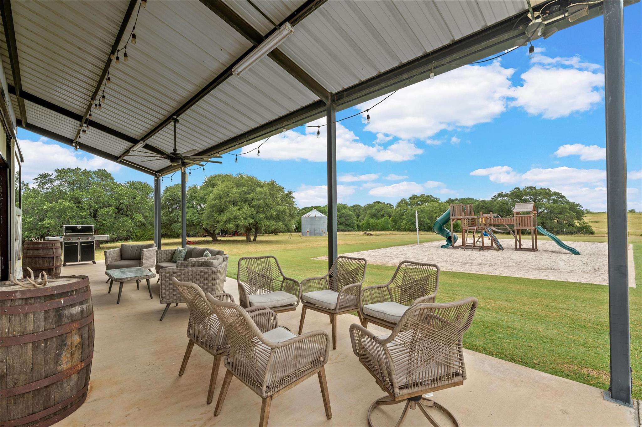 main property photo 36
