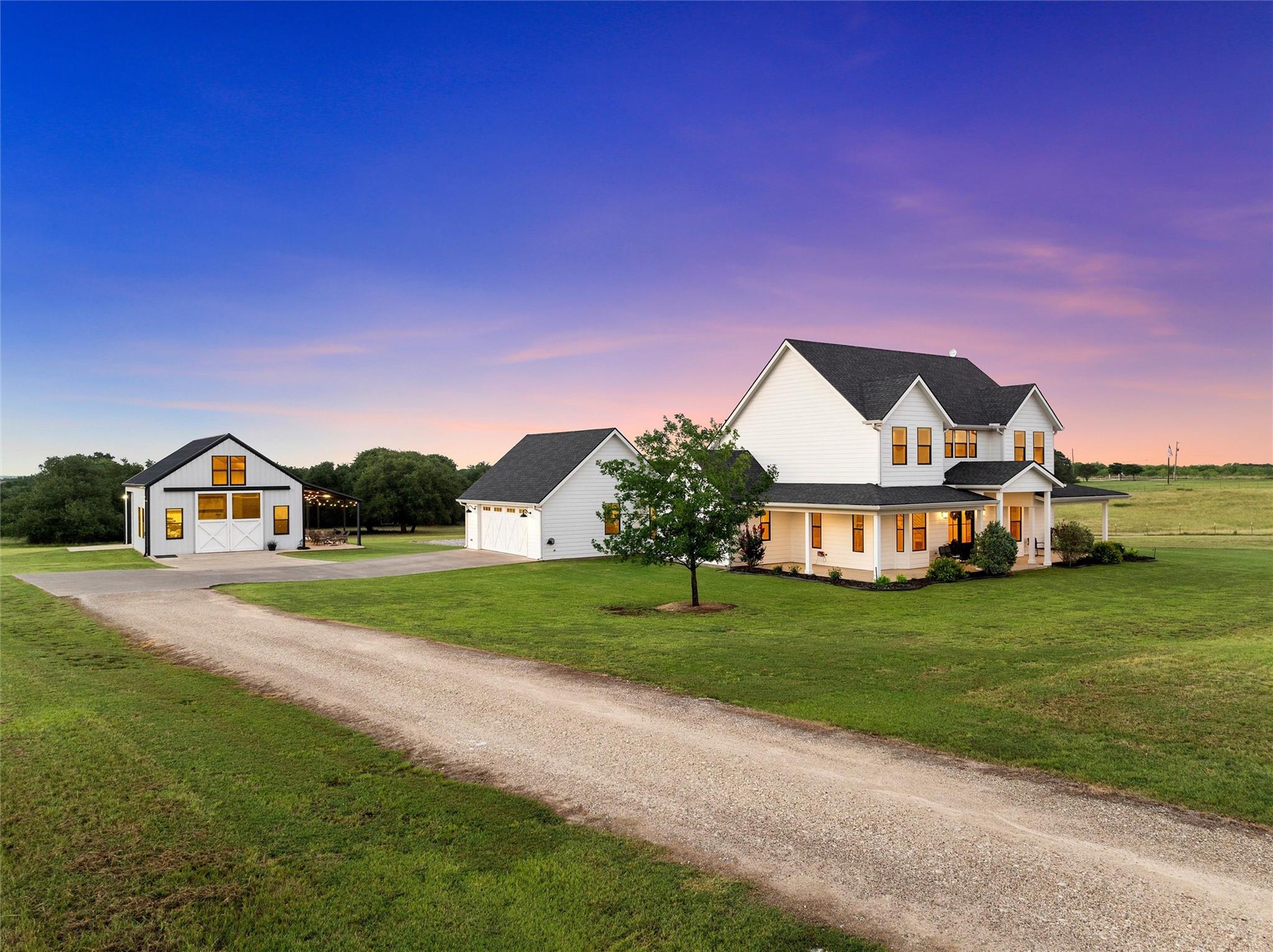 main property photo 6