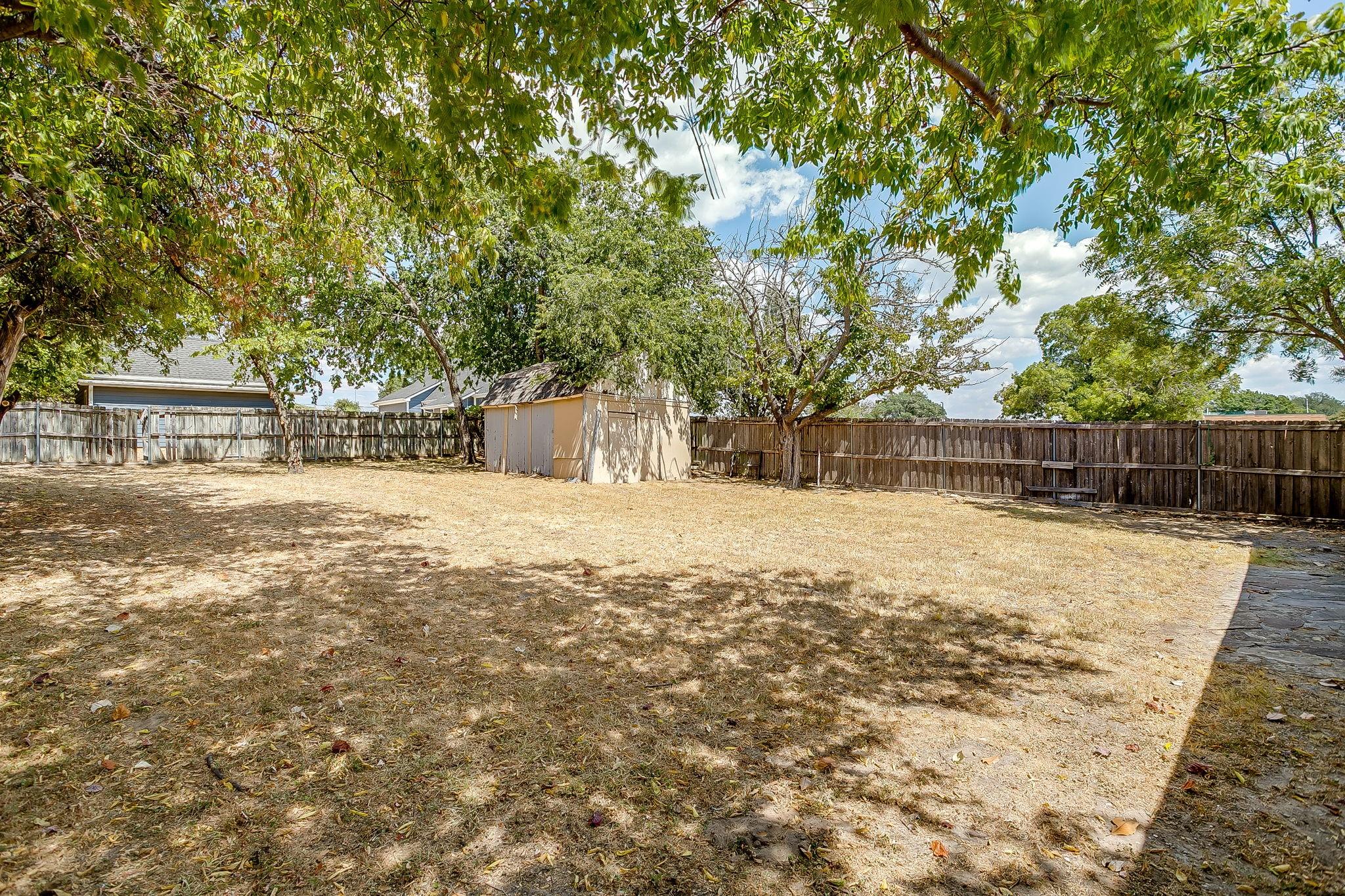 main property photo 31