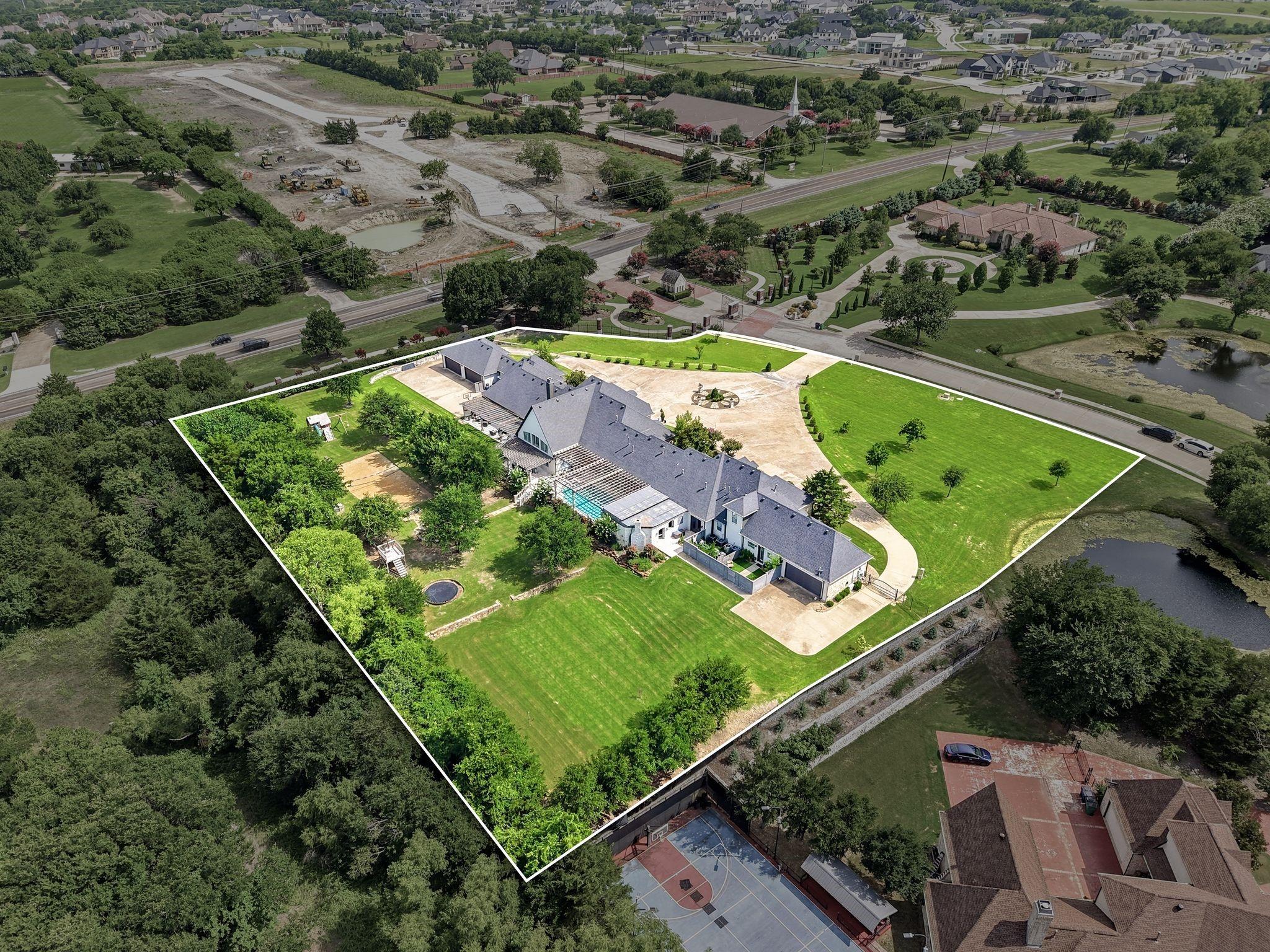 main property photo 2