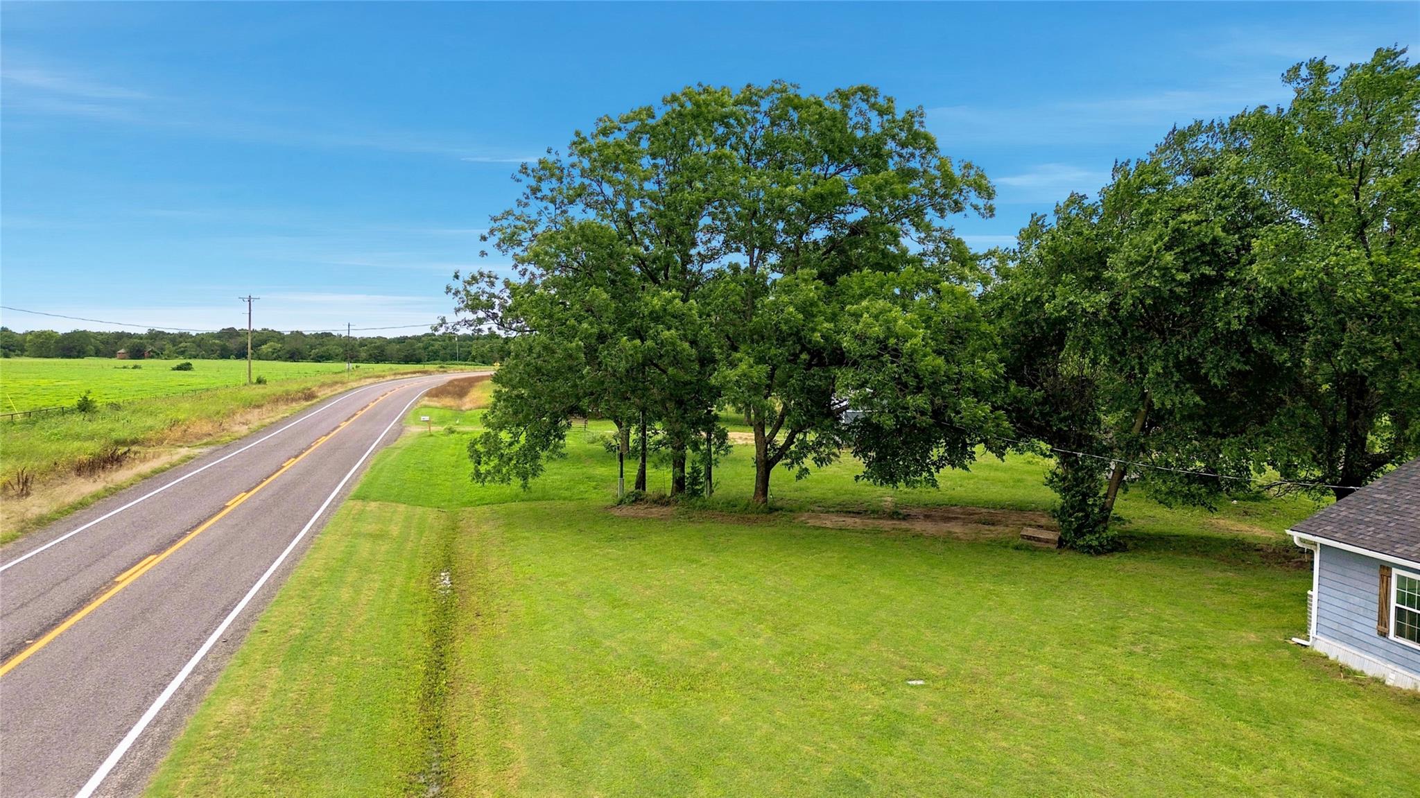 main property photo 32