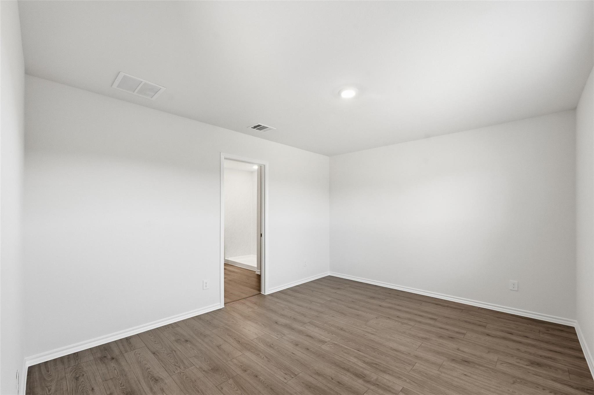 property viewer photo 9