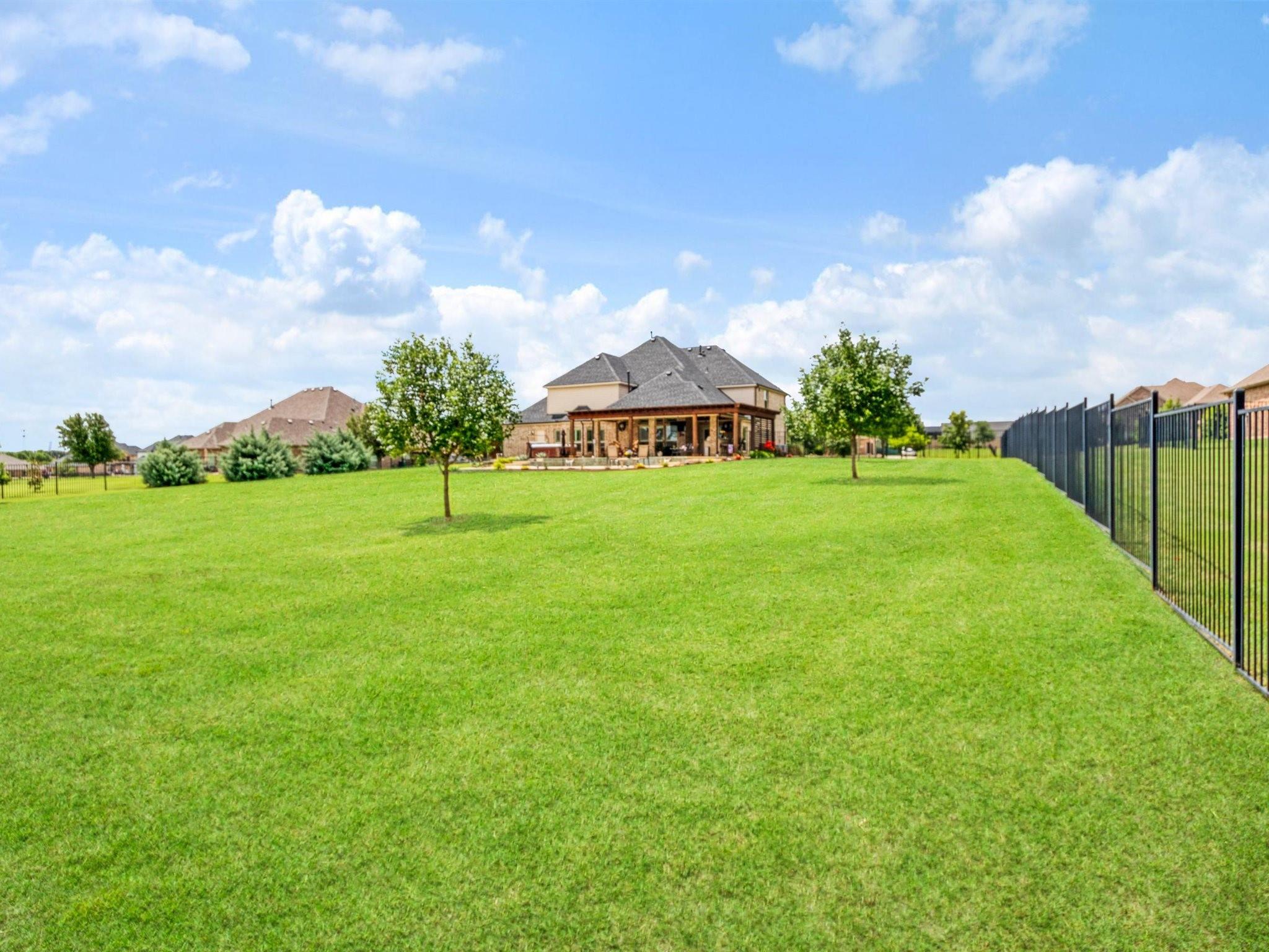 main property photo 29