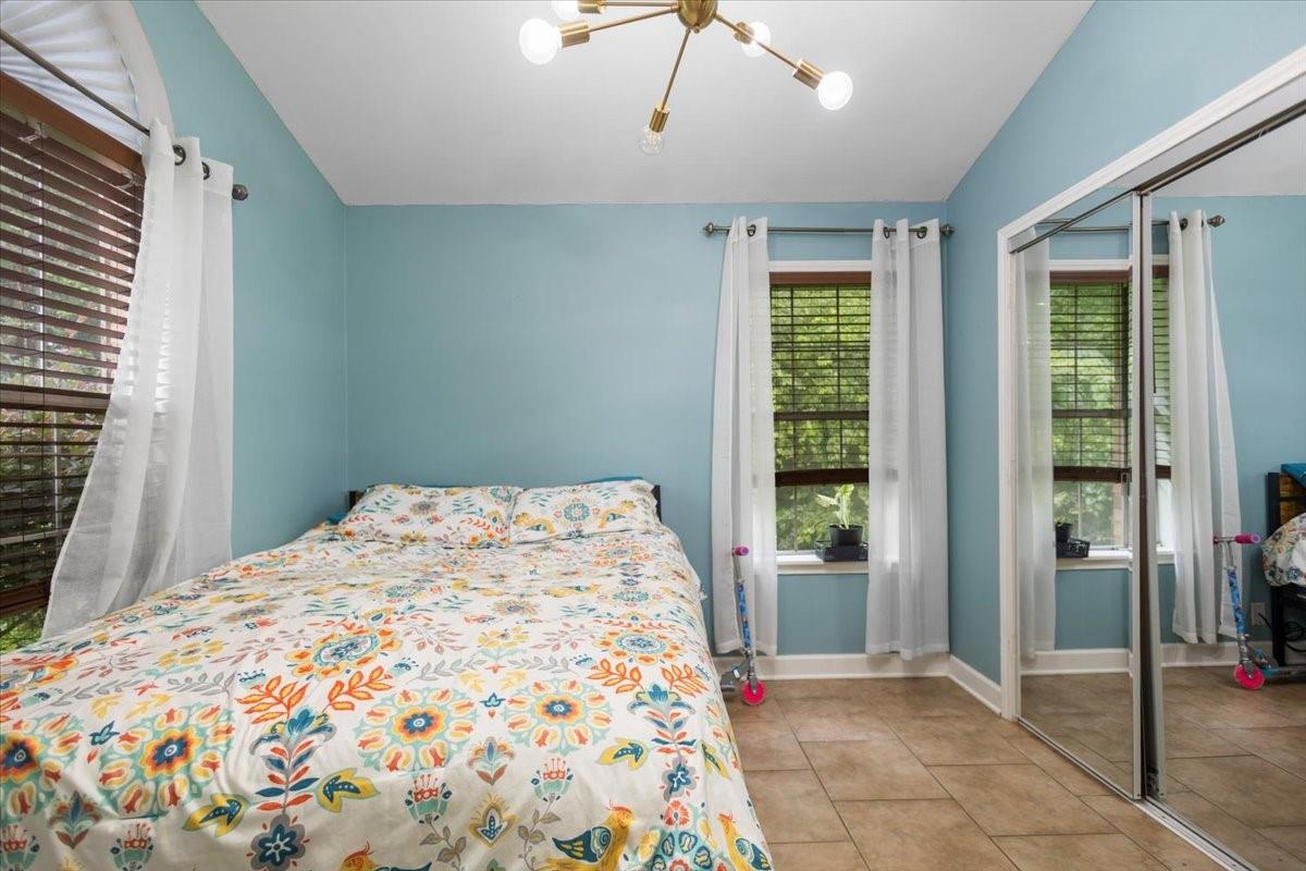 property viewer photo 9