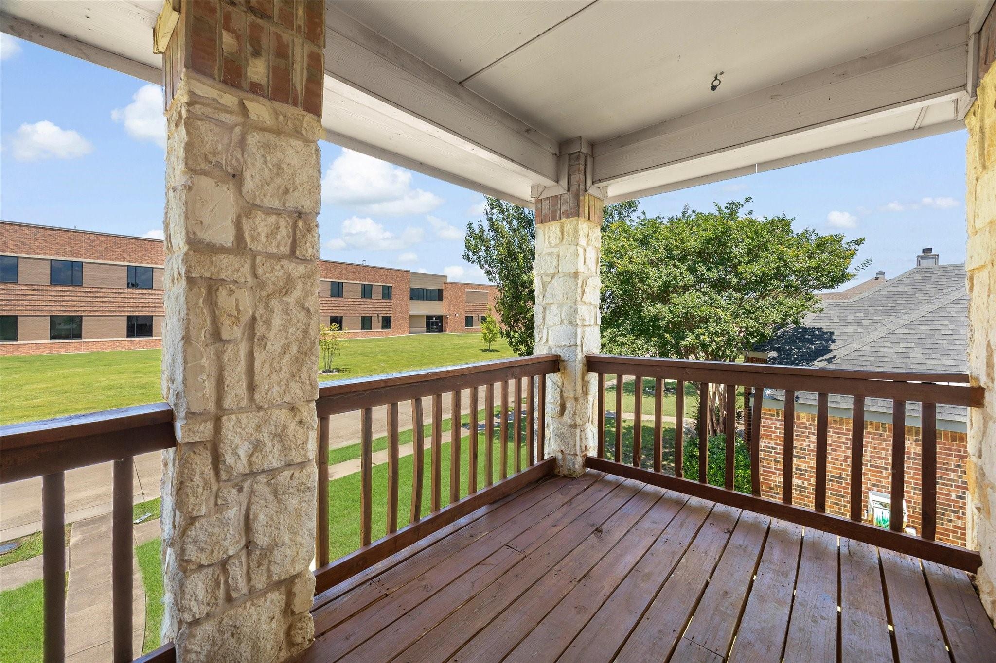 main property photo 18