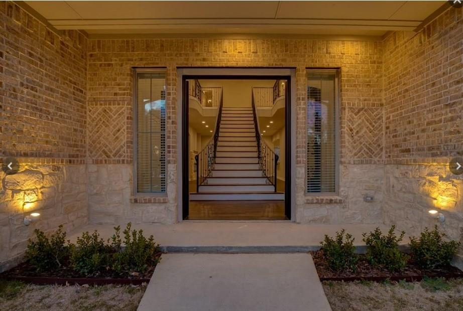 main property photo 6