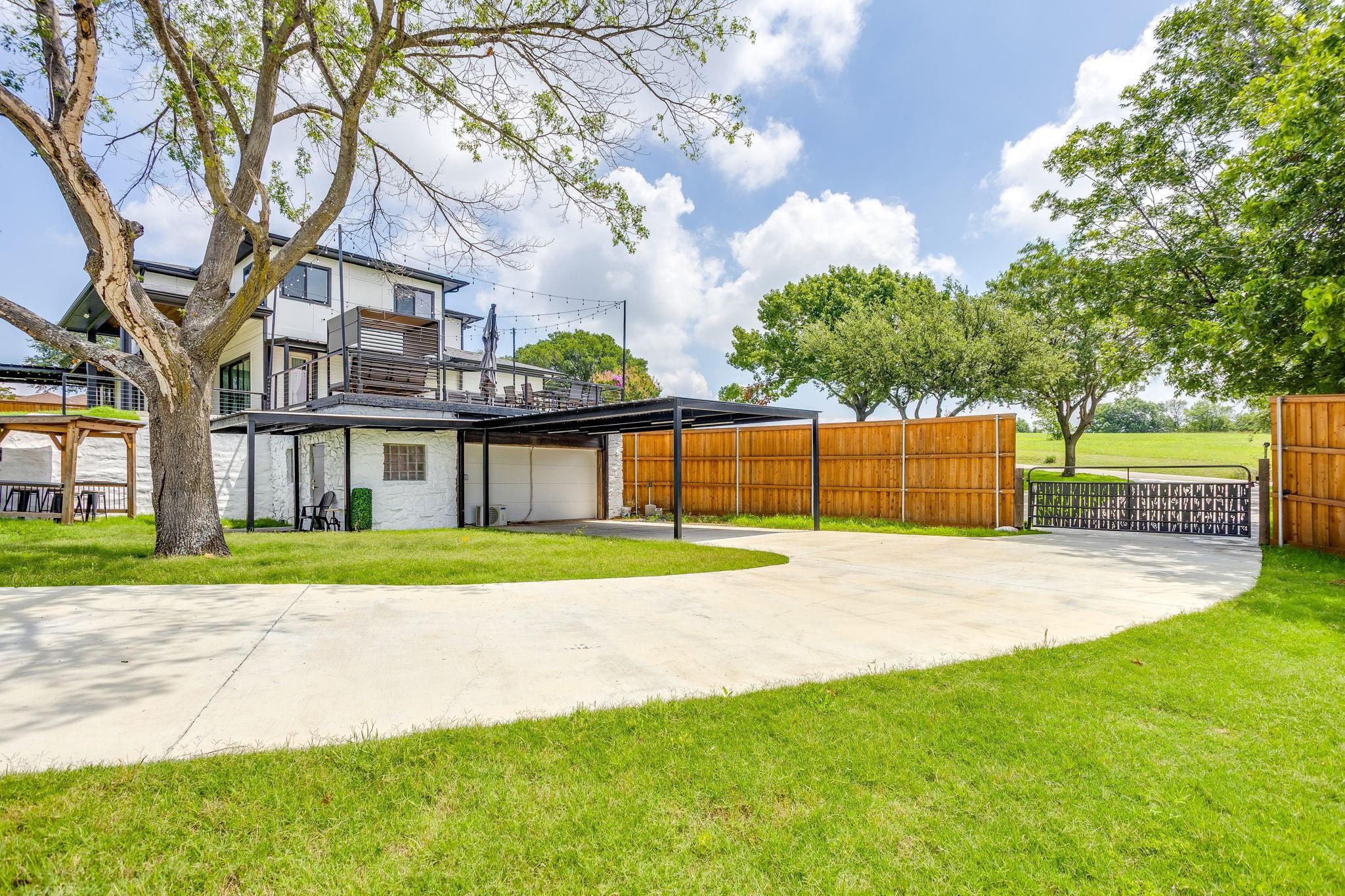 main property photo 27