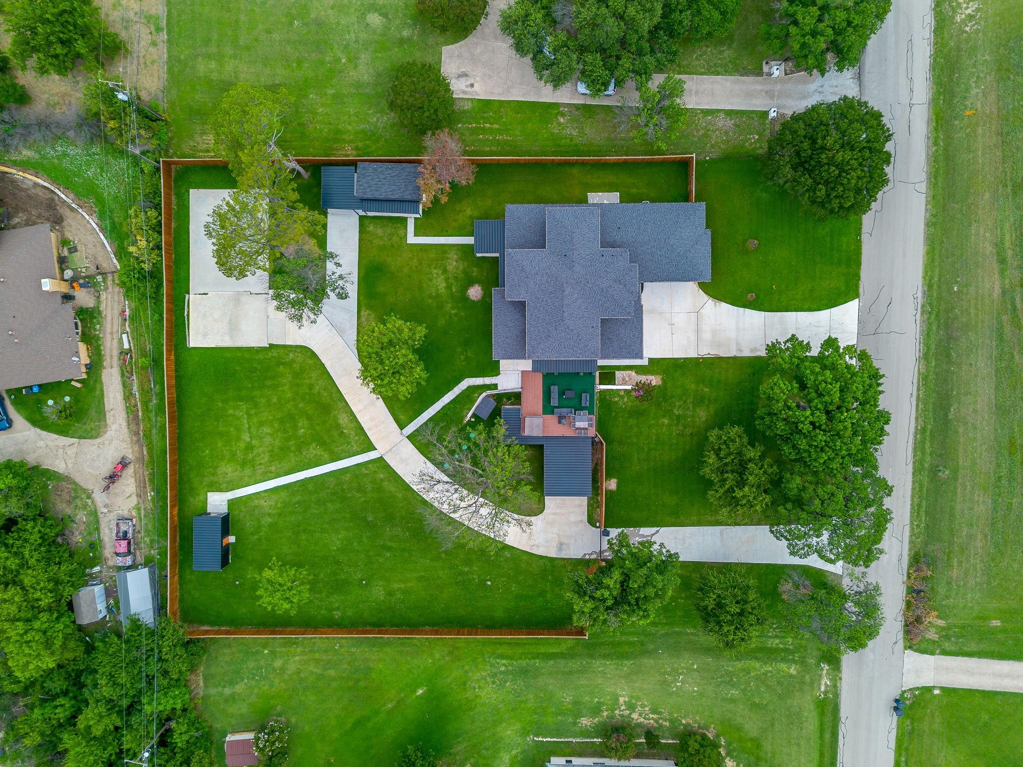 main property photo 36