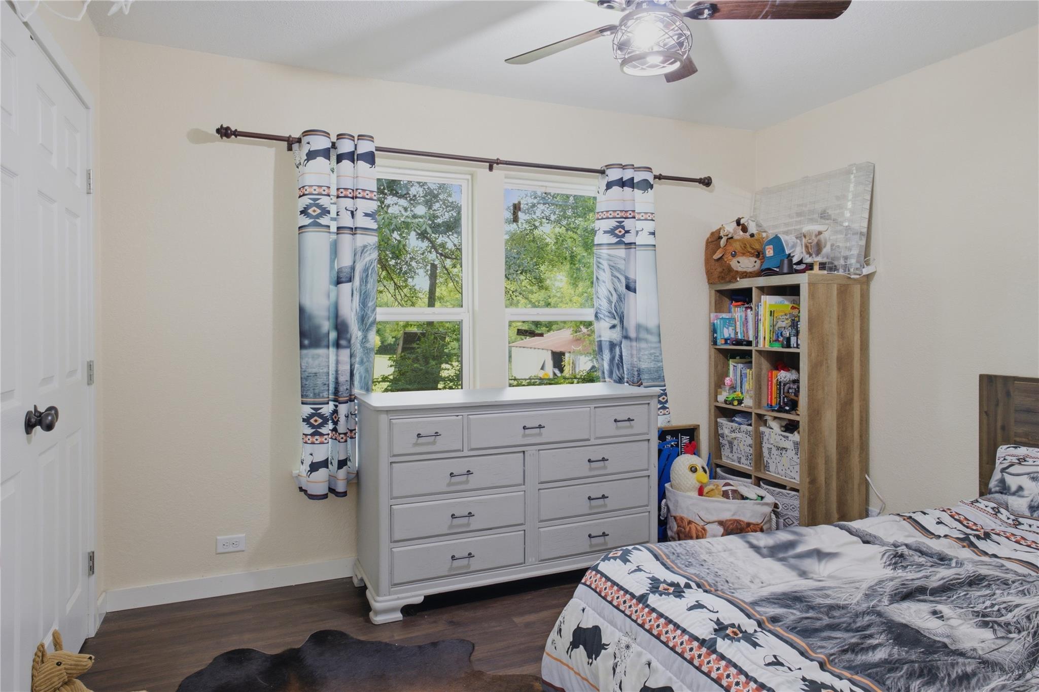 main property photo 17