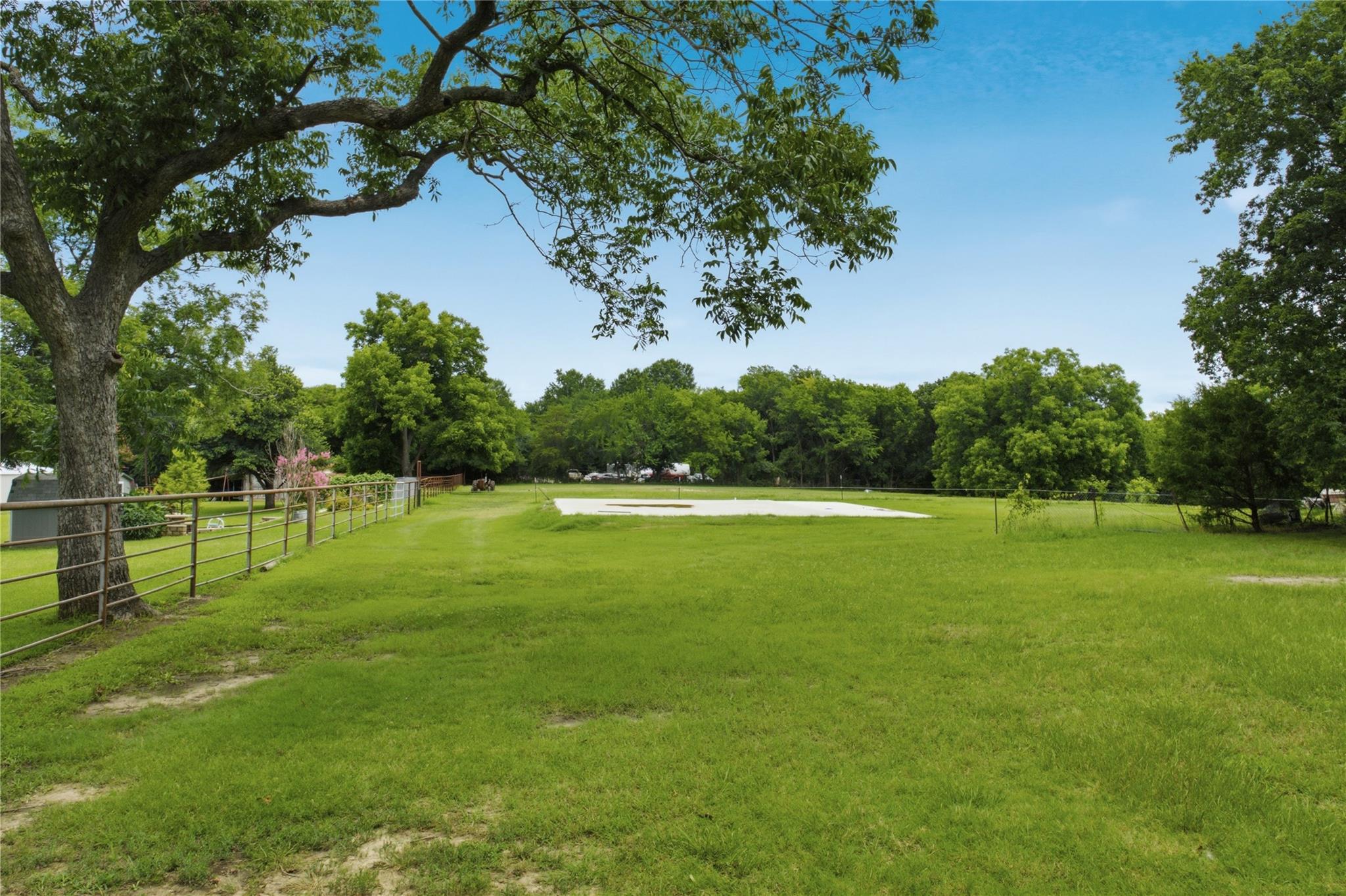 main property photo 21